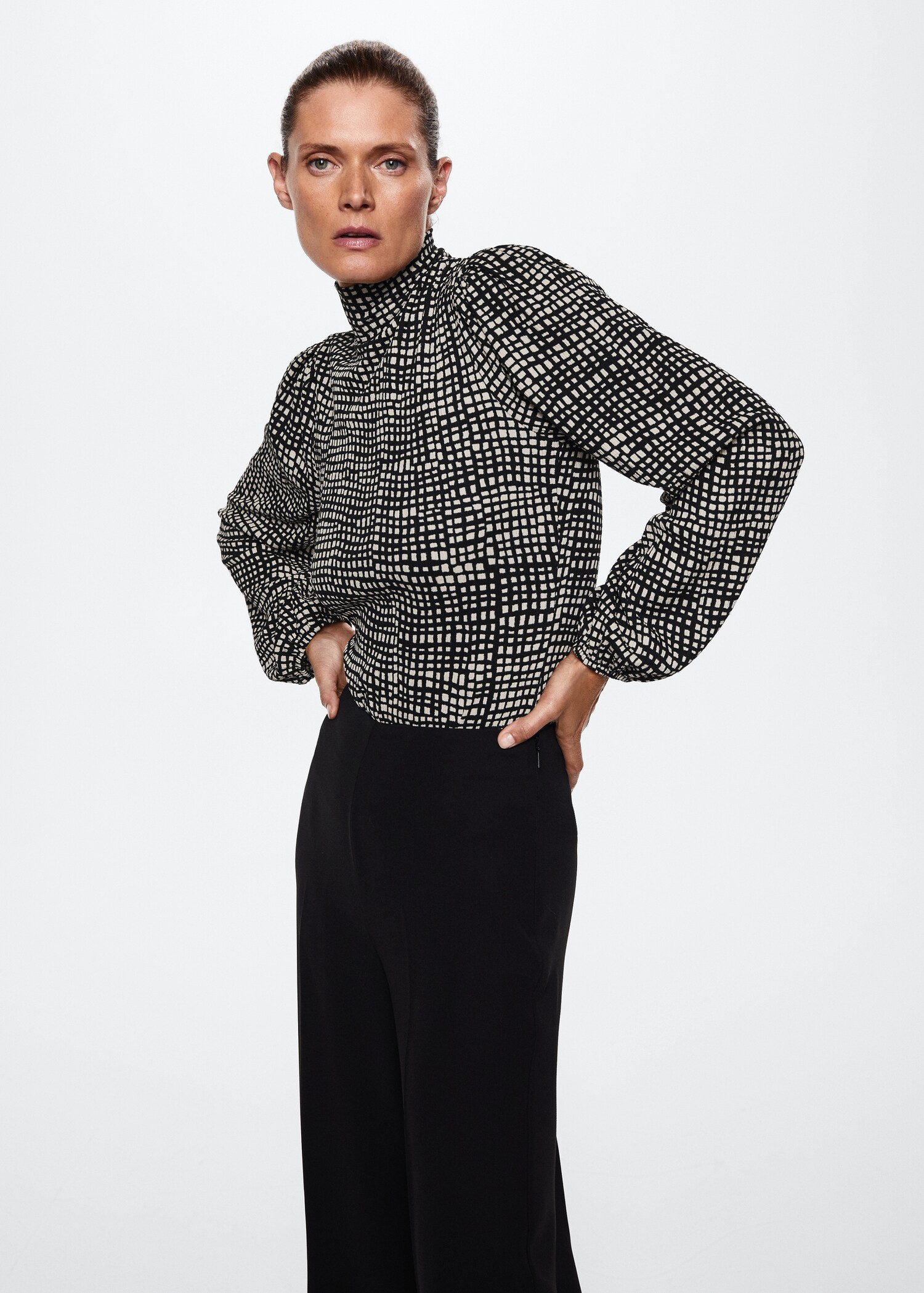 Blusa estampada textura - Plano medio