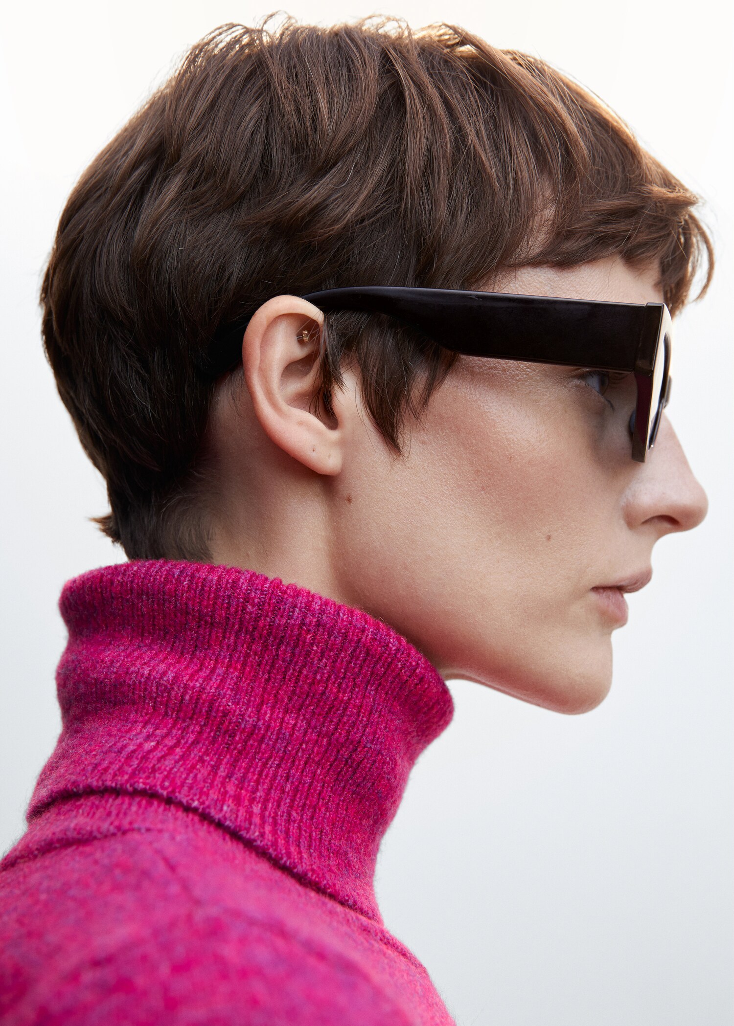 Knitted turtleneck dress - Details of the article 1