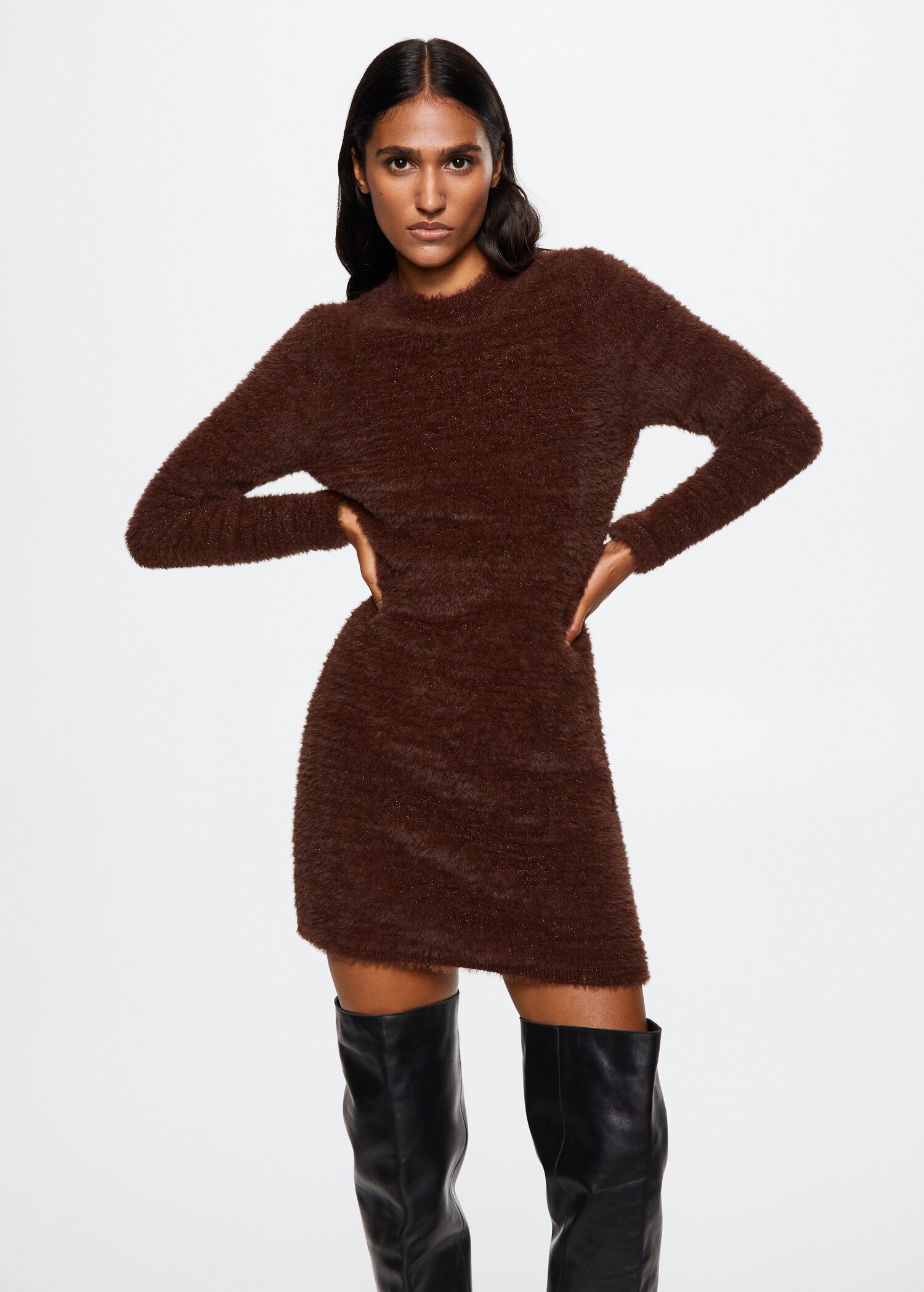 Vestido de malha com efeito de pelo - Plano médio