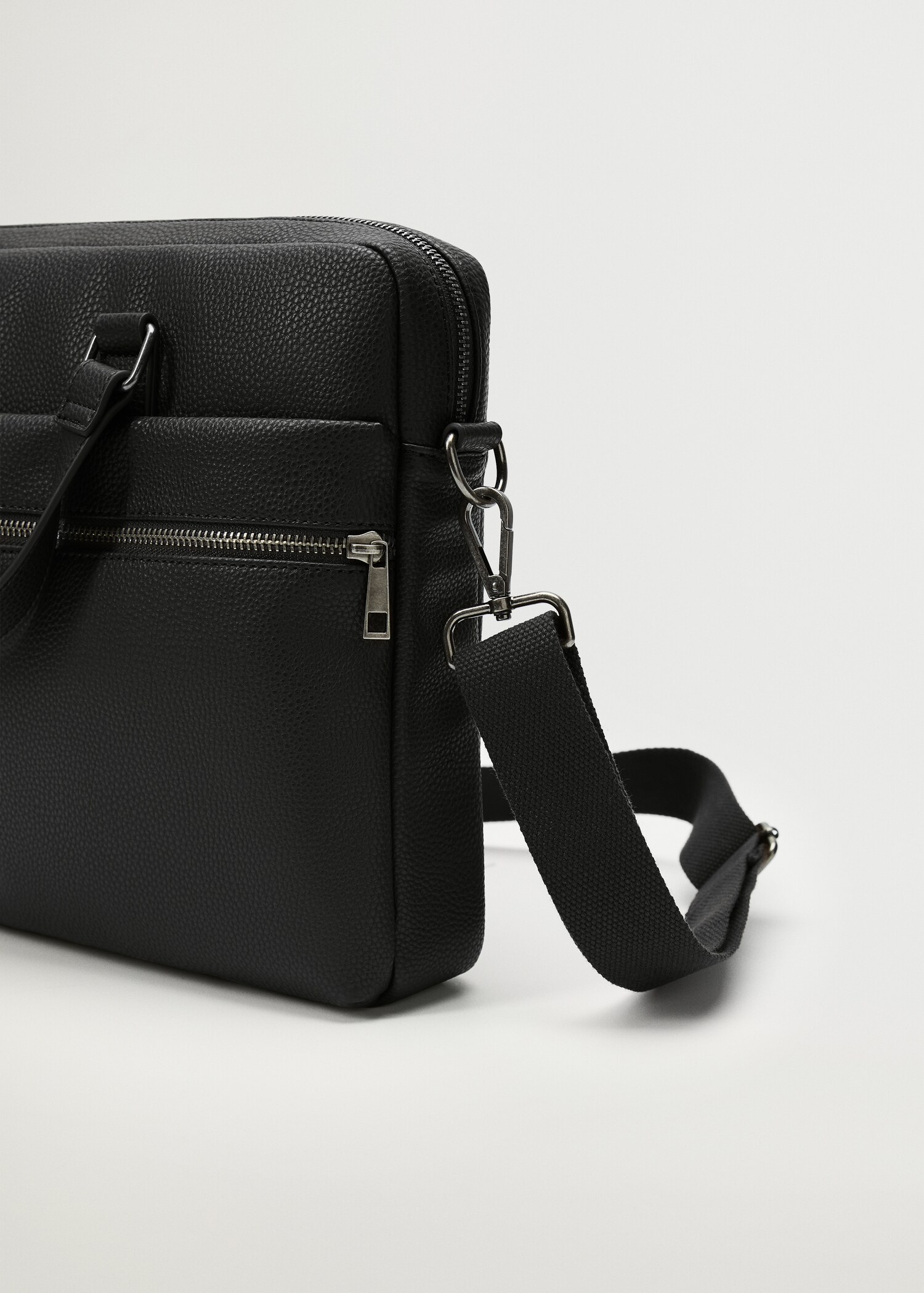External pocket tote briefcase - Details of the article 4