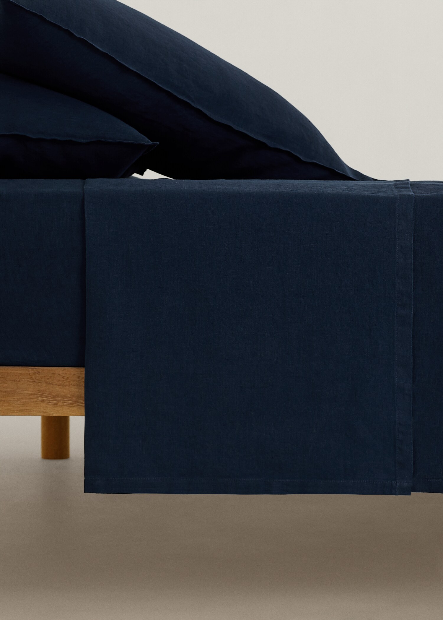 Cearșaf pentru pat din in 100% 210x280 cm - Articol fără model