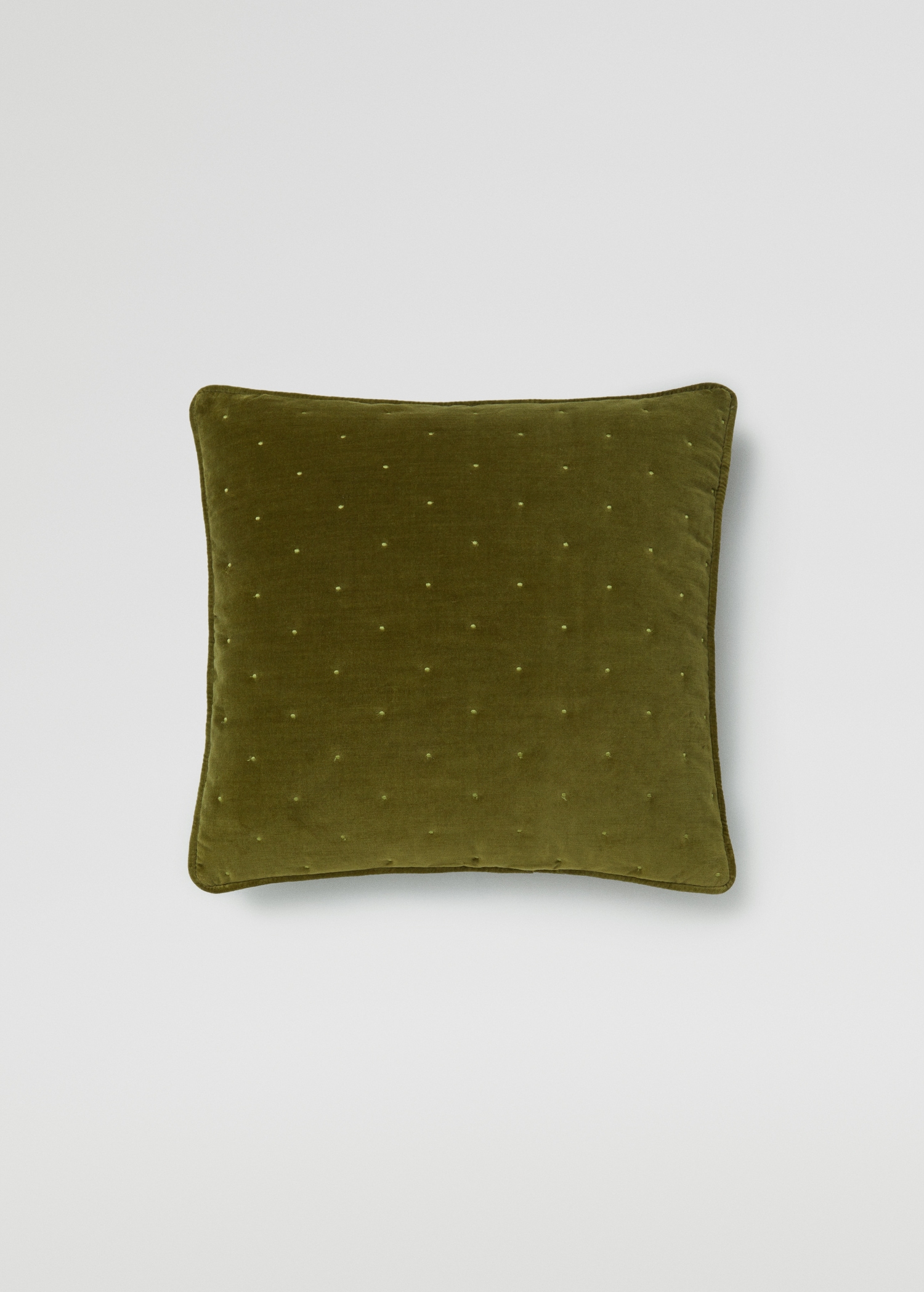 Prikkete pynteputetrekk i bomull 50x50cm - Artikkel uten modell