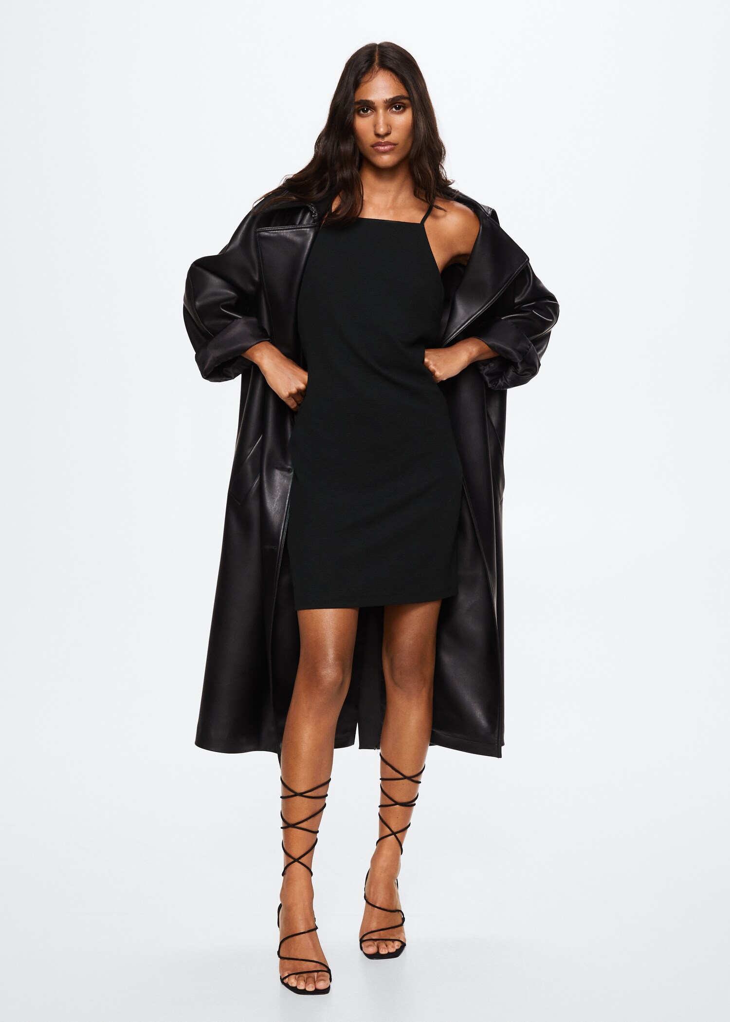 Vestido canelado cintado - Plano geral