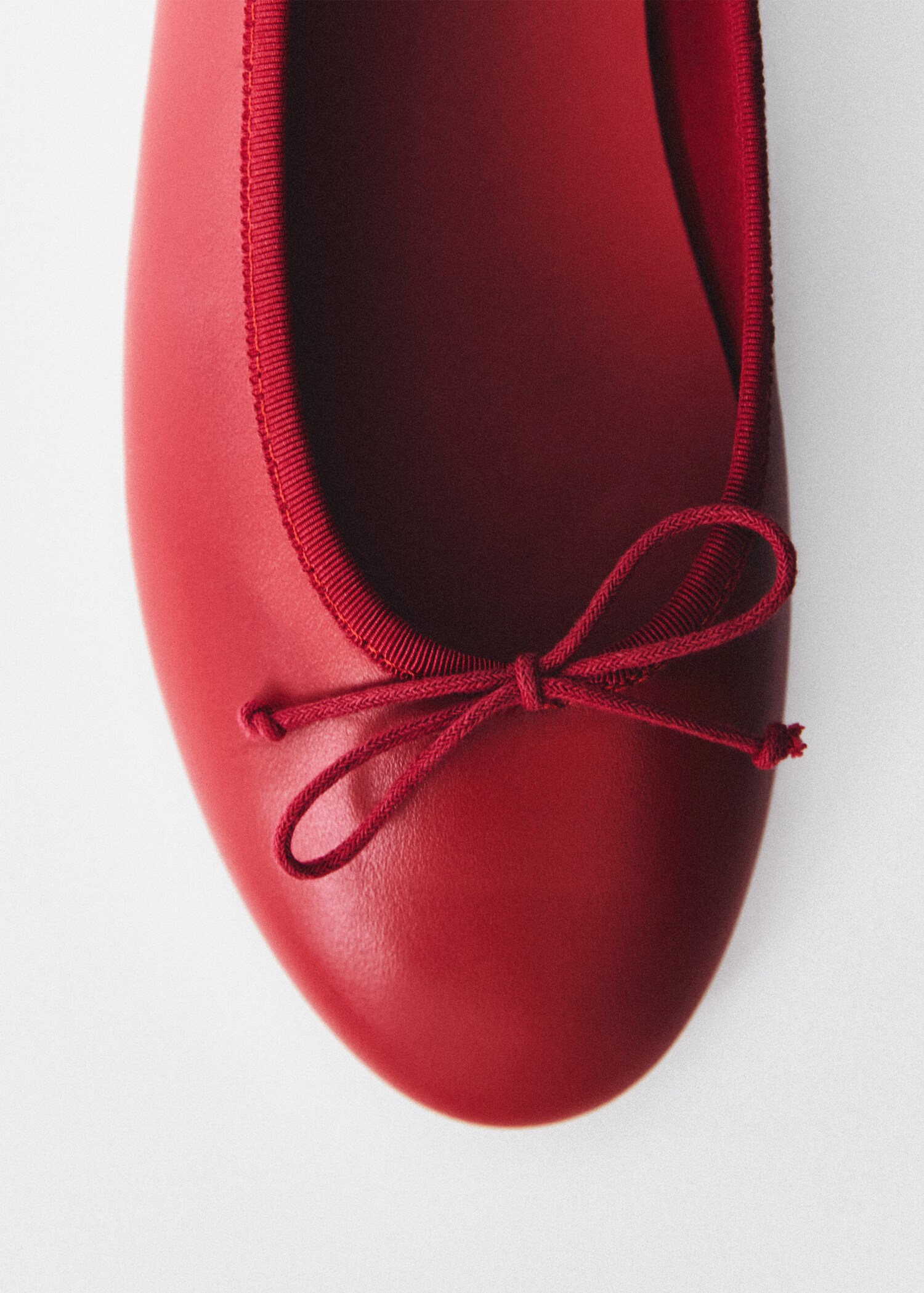 Leather ballet flats with bow - General plane