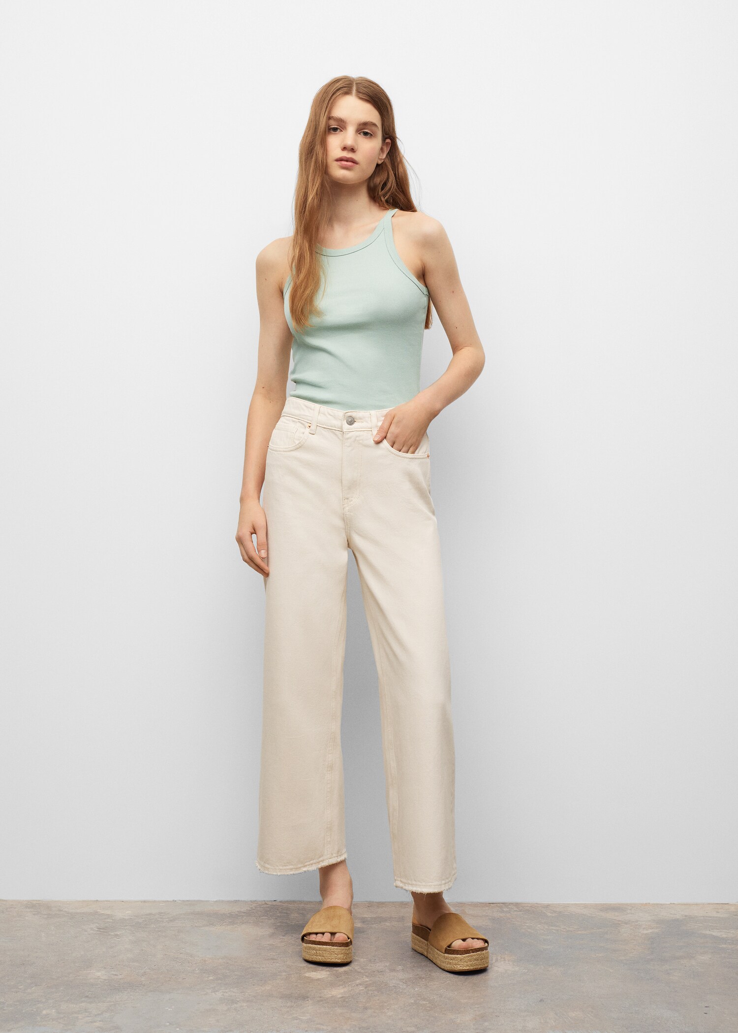 Cotton crop top - General plane