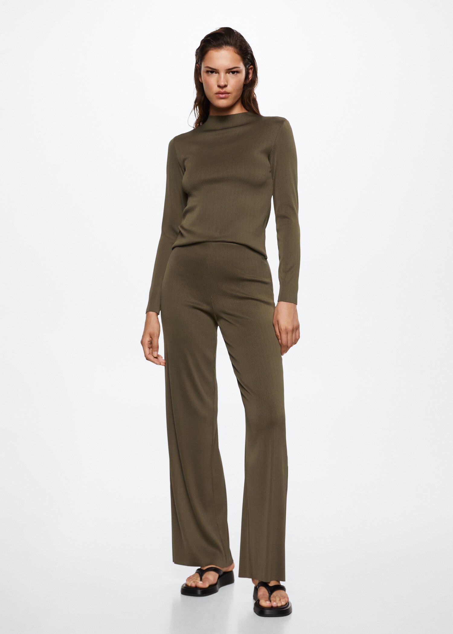 Pleated T-shirt - General plane
