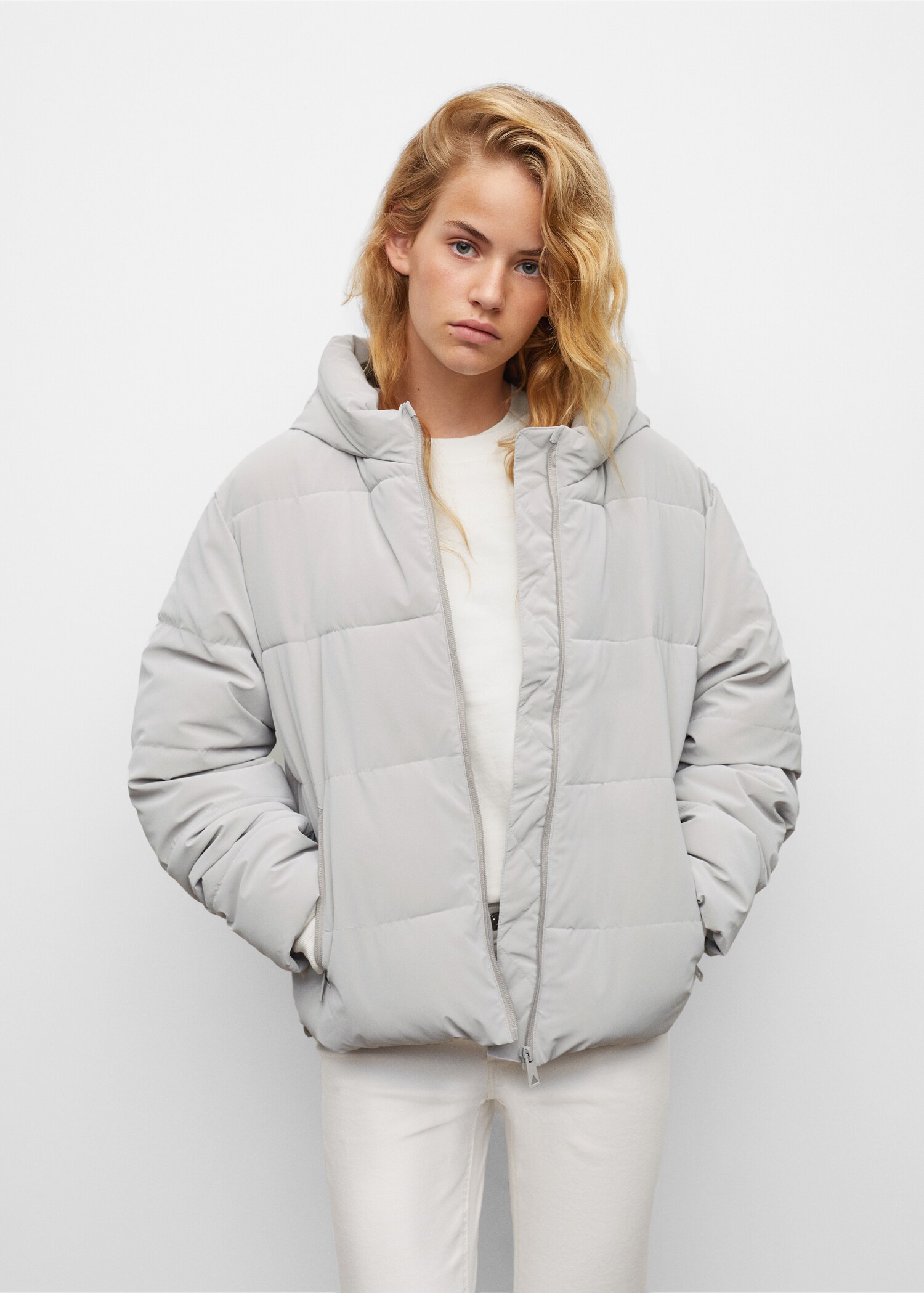 Side-zip quilted coat - General plane