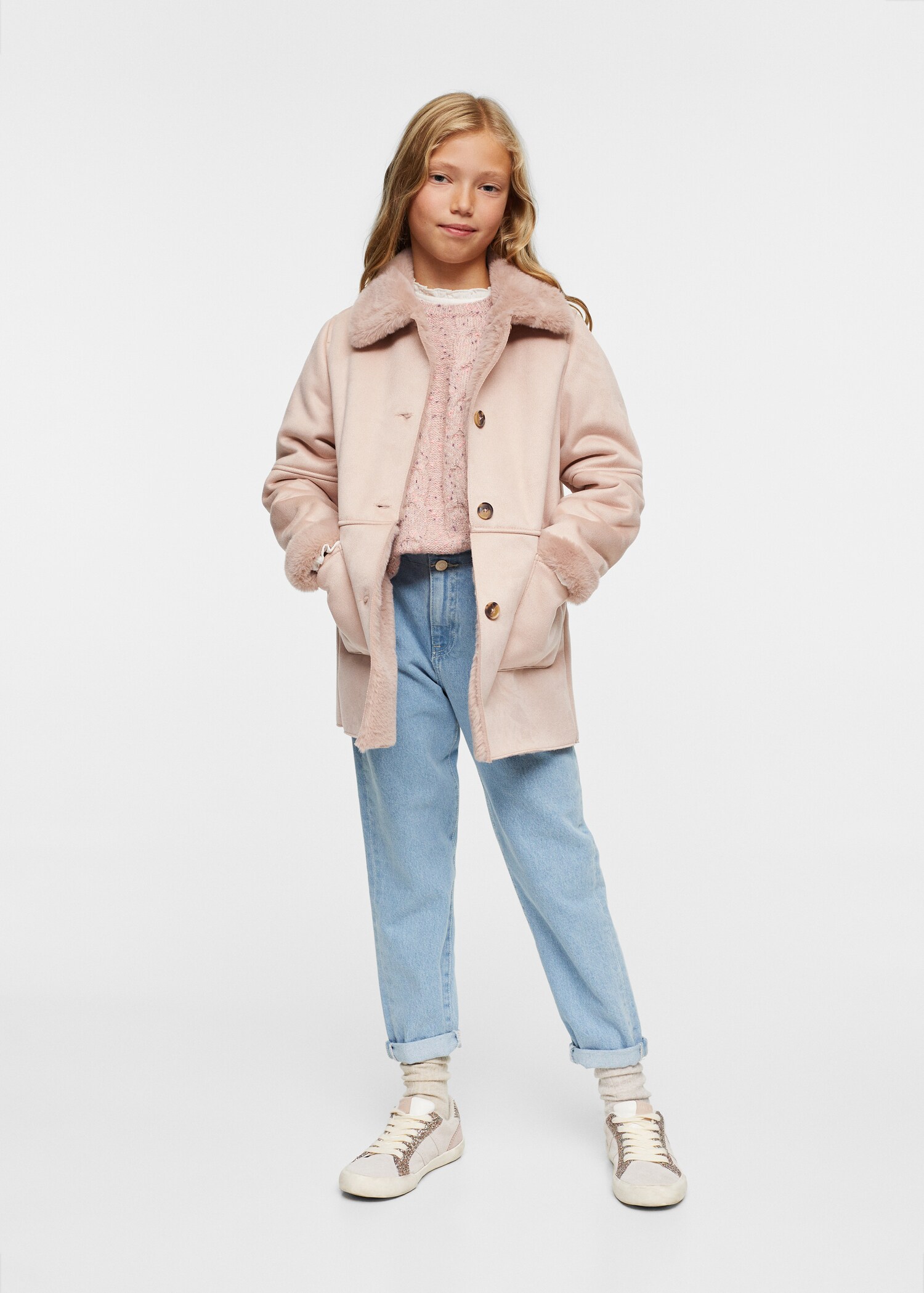 Fur-effect inner coat - General plane