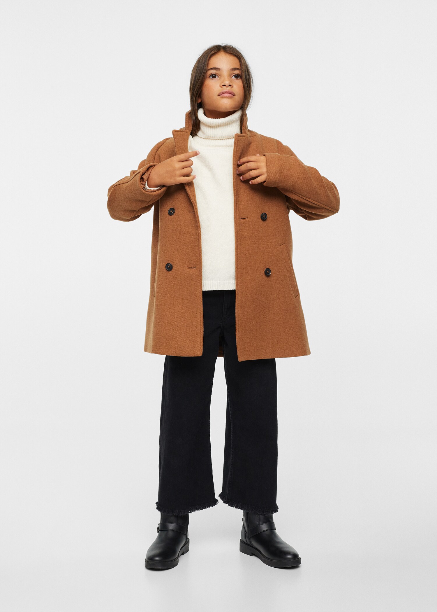 Lapelled straight-cut coat - General plane