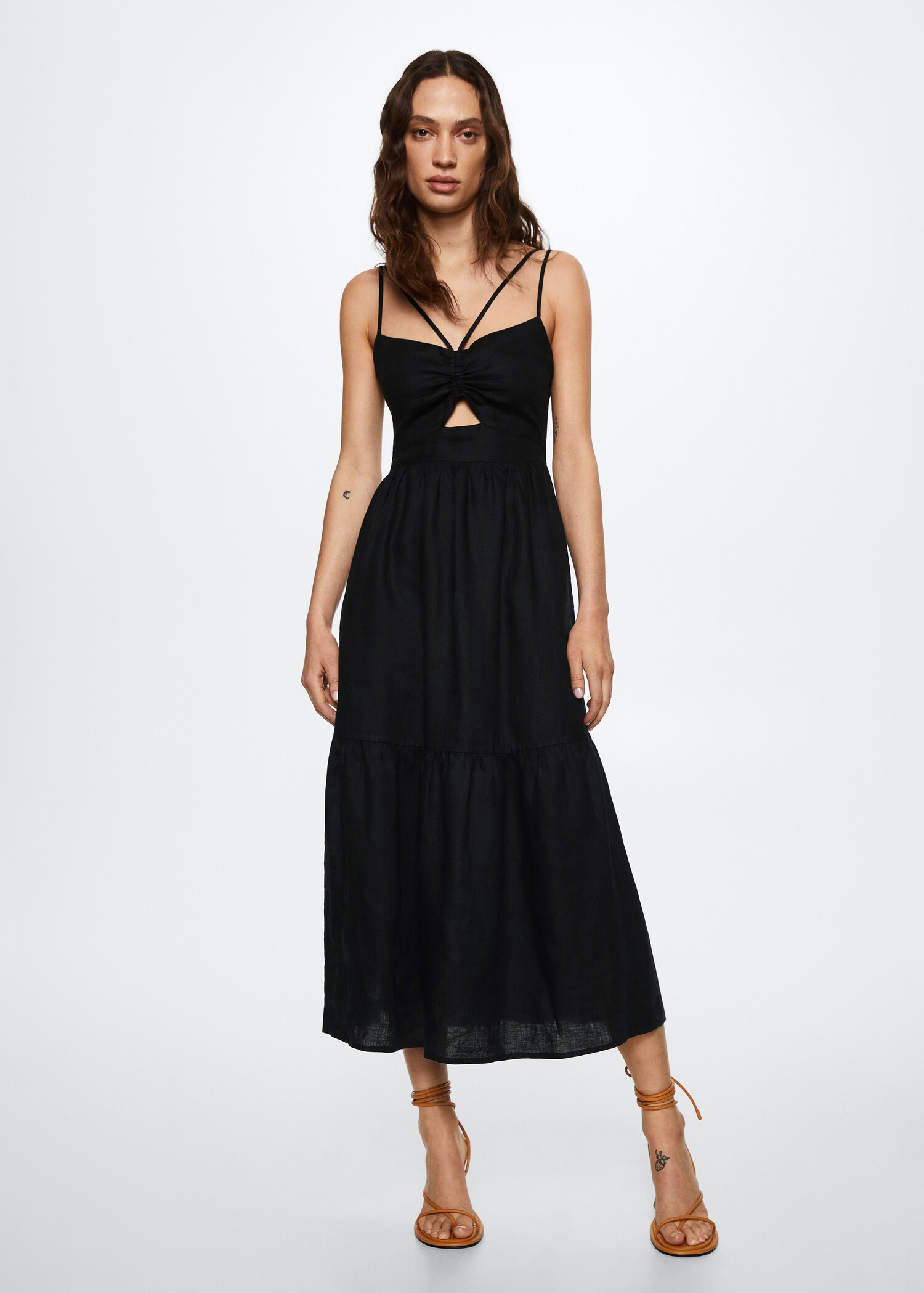 Vestido de 100% de linho - Plano geral