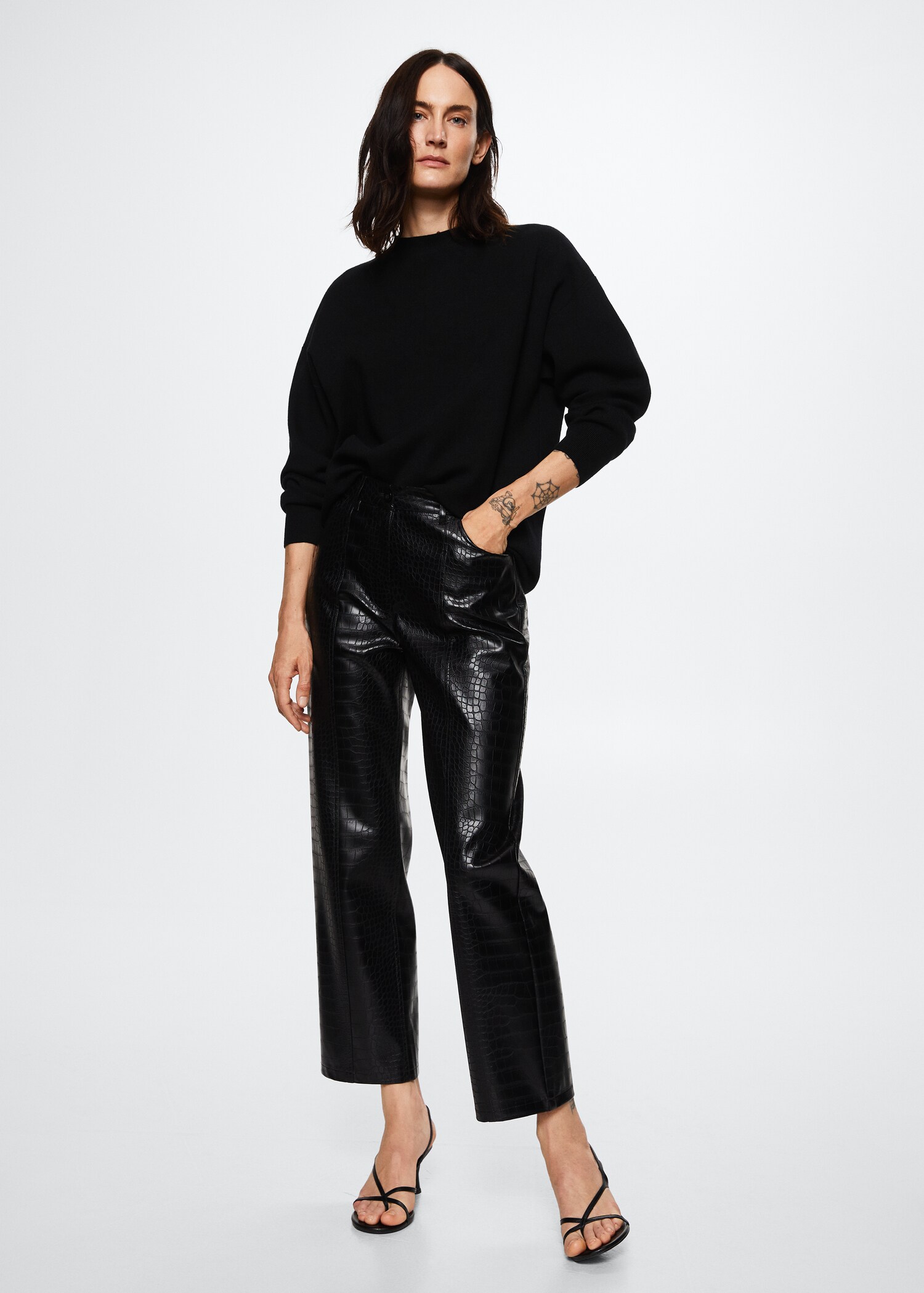 Oversize knit sweater - General plane