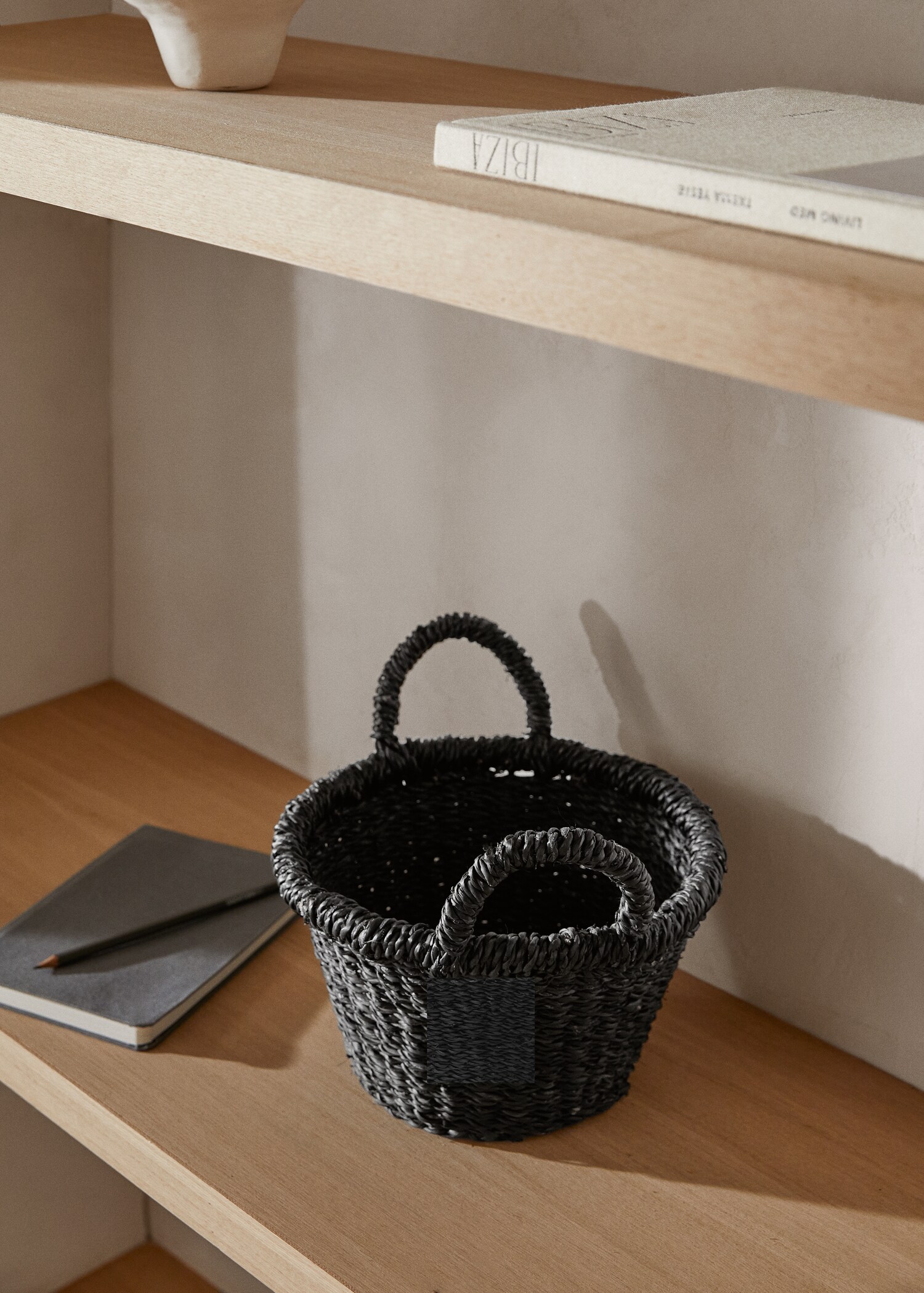 Round basket 25x15x16cm - General plane
