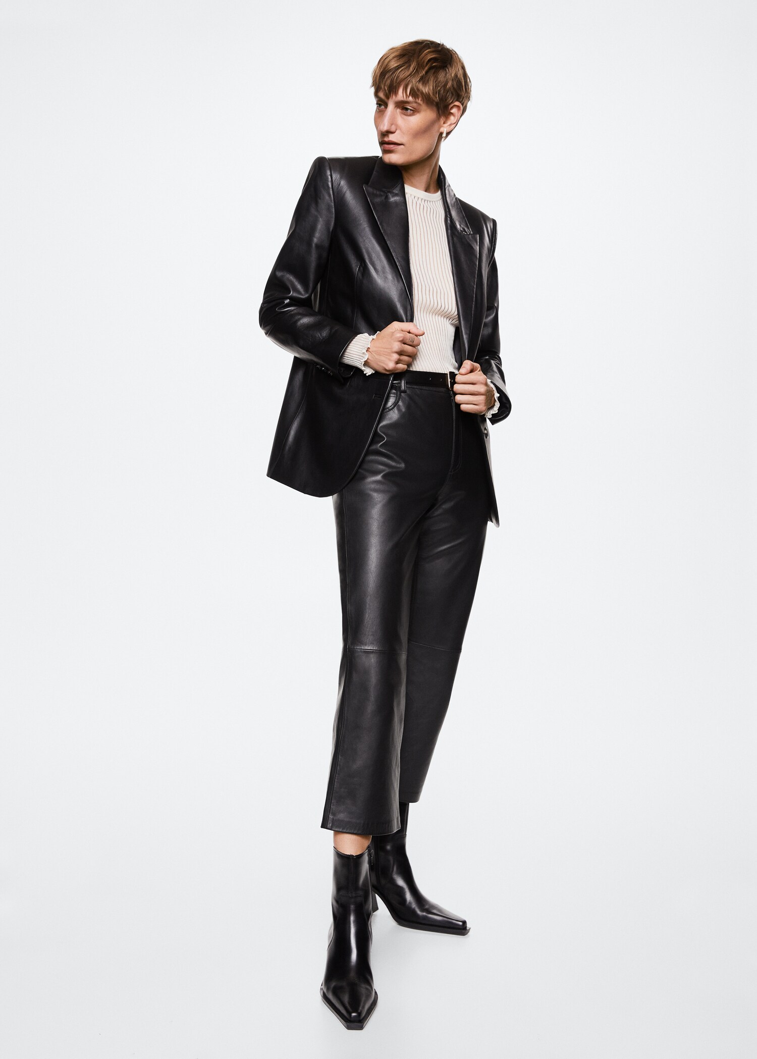 Leather crop trousers - General plane