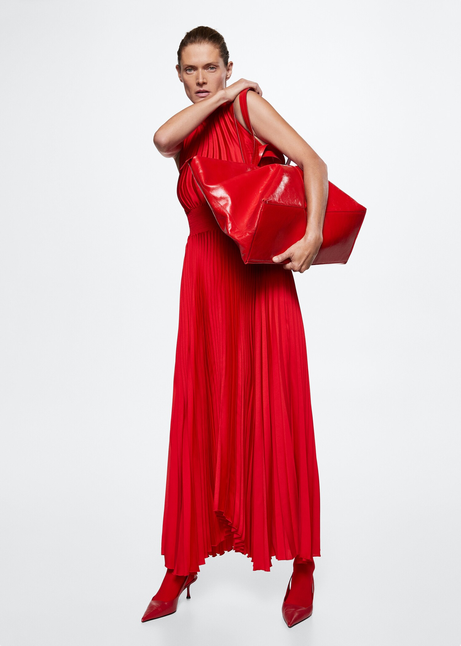 Pleated halter neck dress - General plane