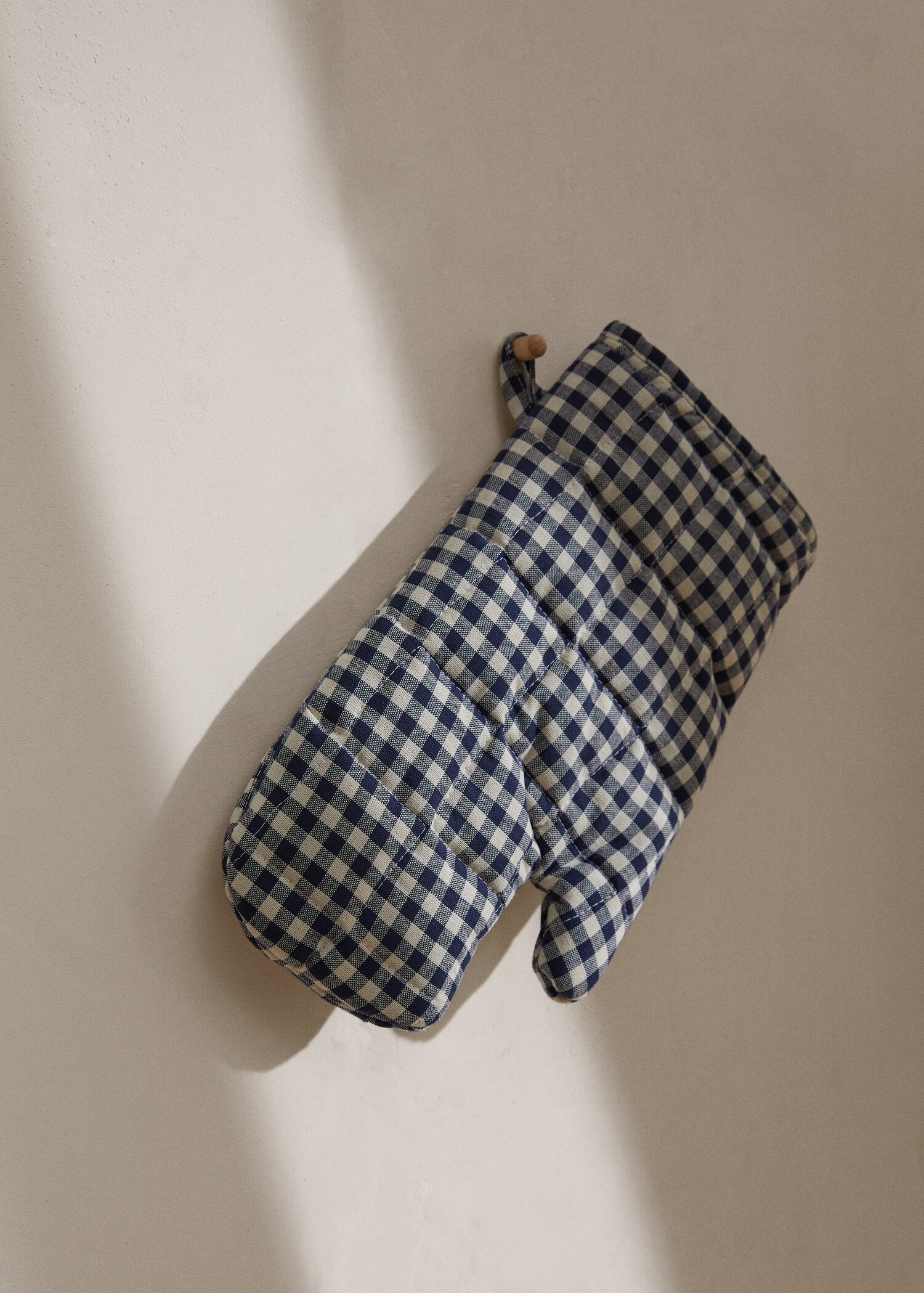 Gingham check cotton mittens - General plane