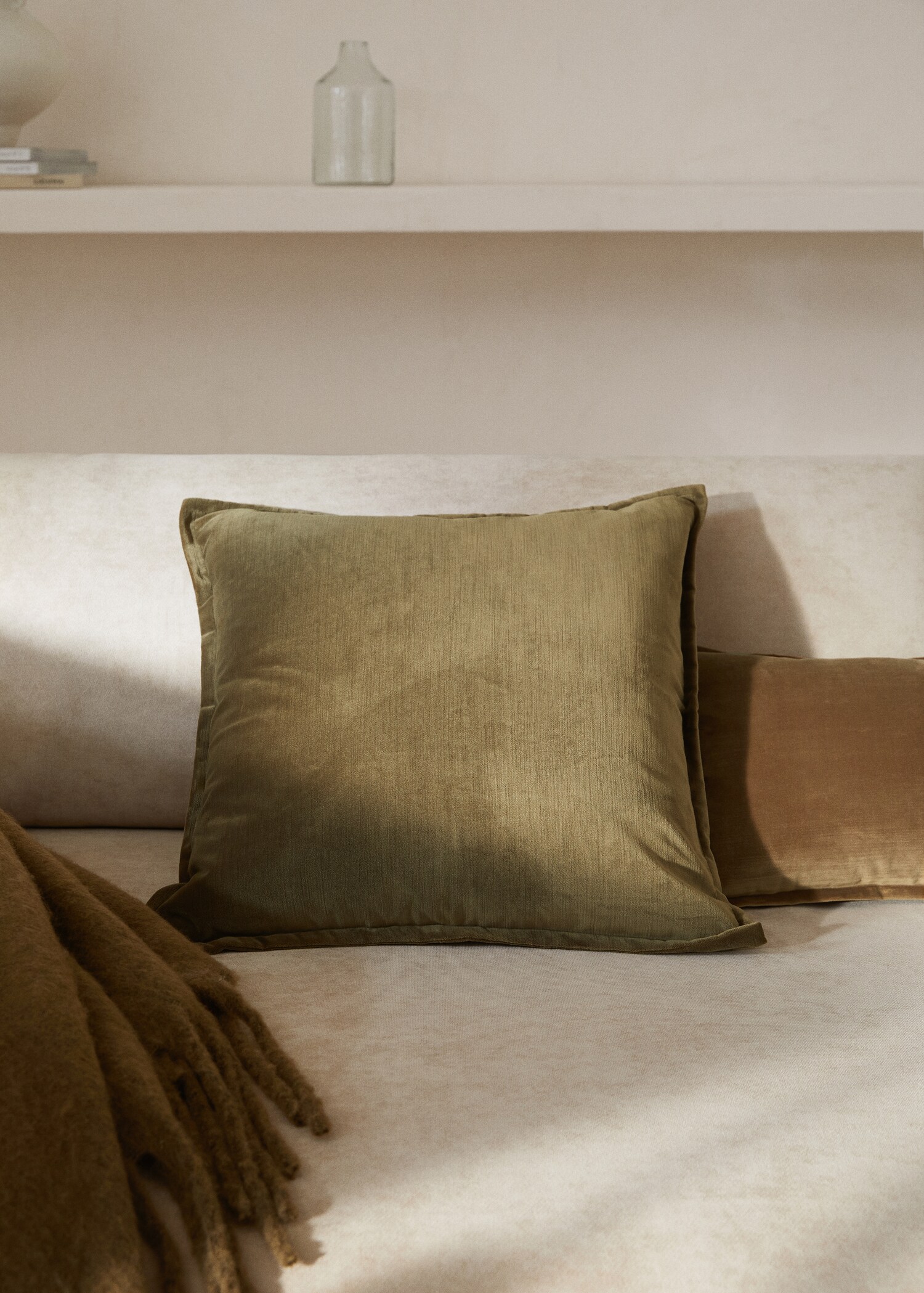 Velvet cushion cover 50X50cm - General plane
