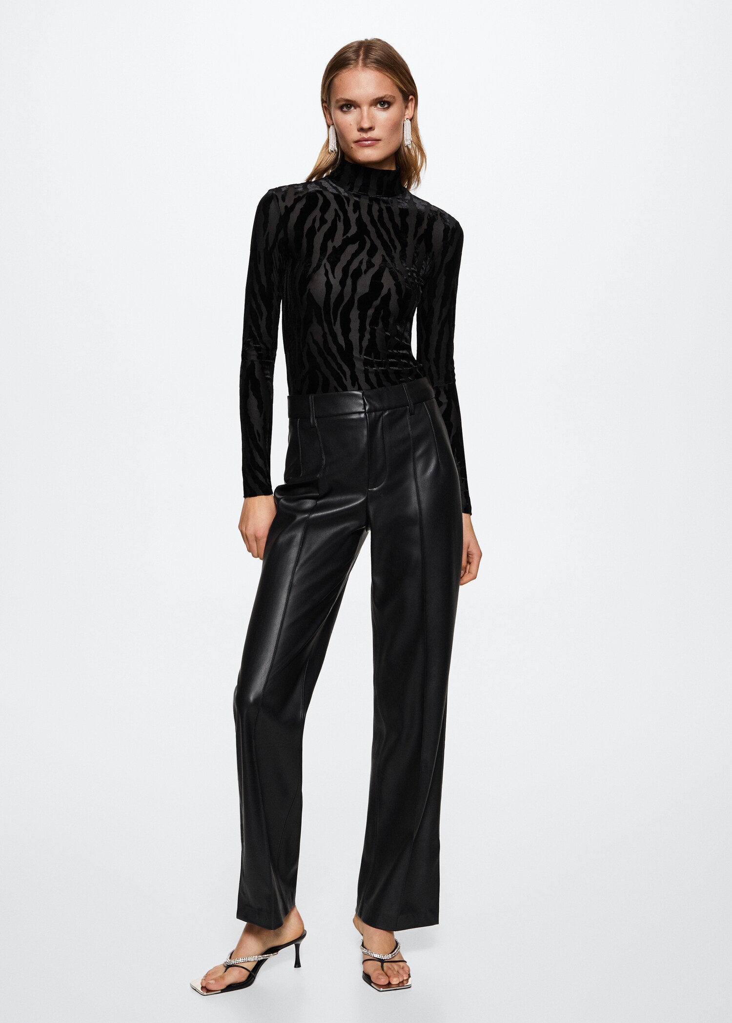 Semi-transparent velvet T-shirt - General plane
