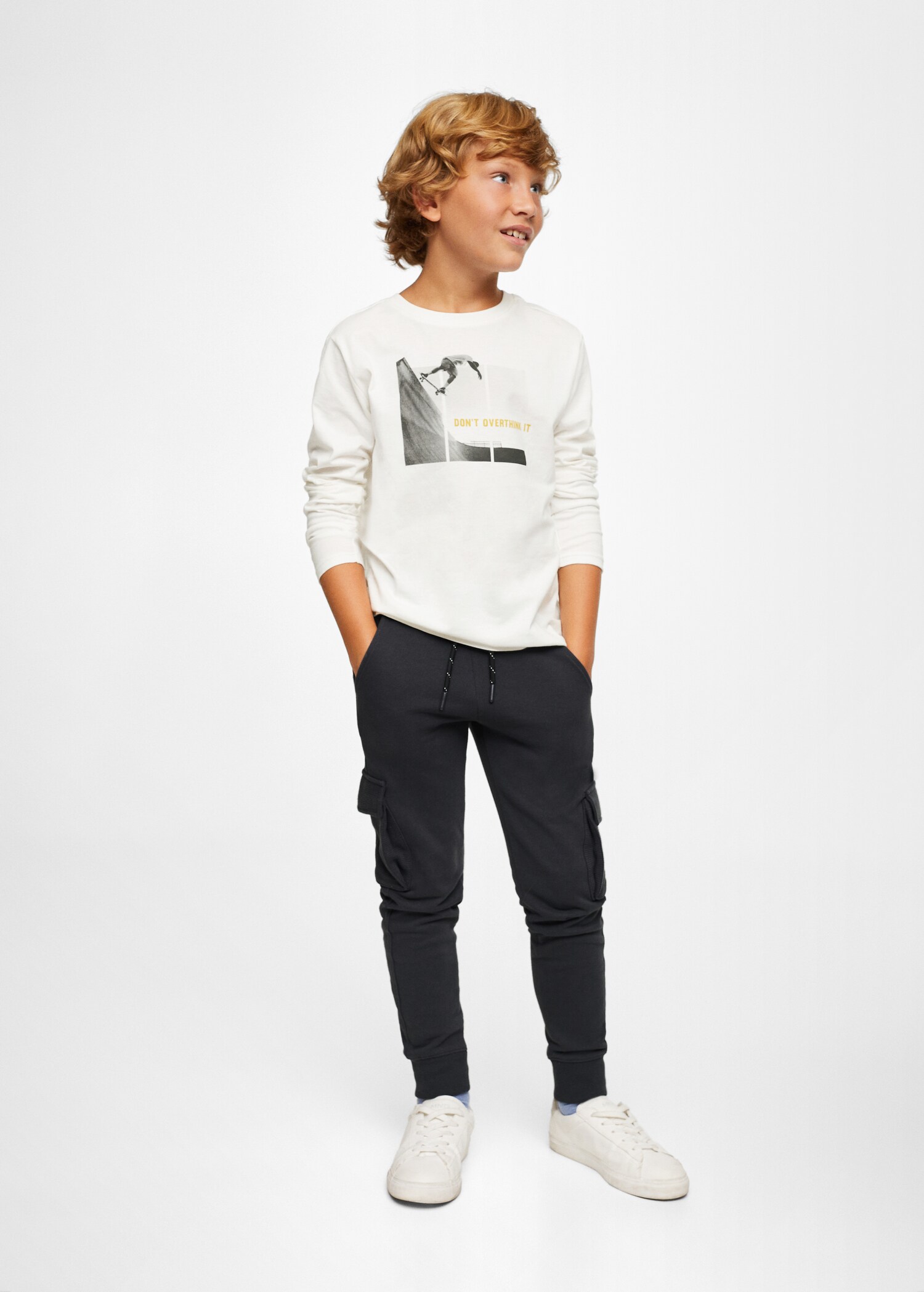 Pocket jogger trousers - General plane