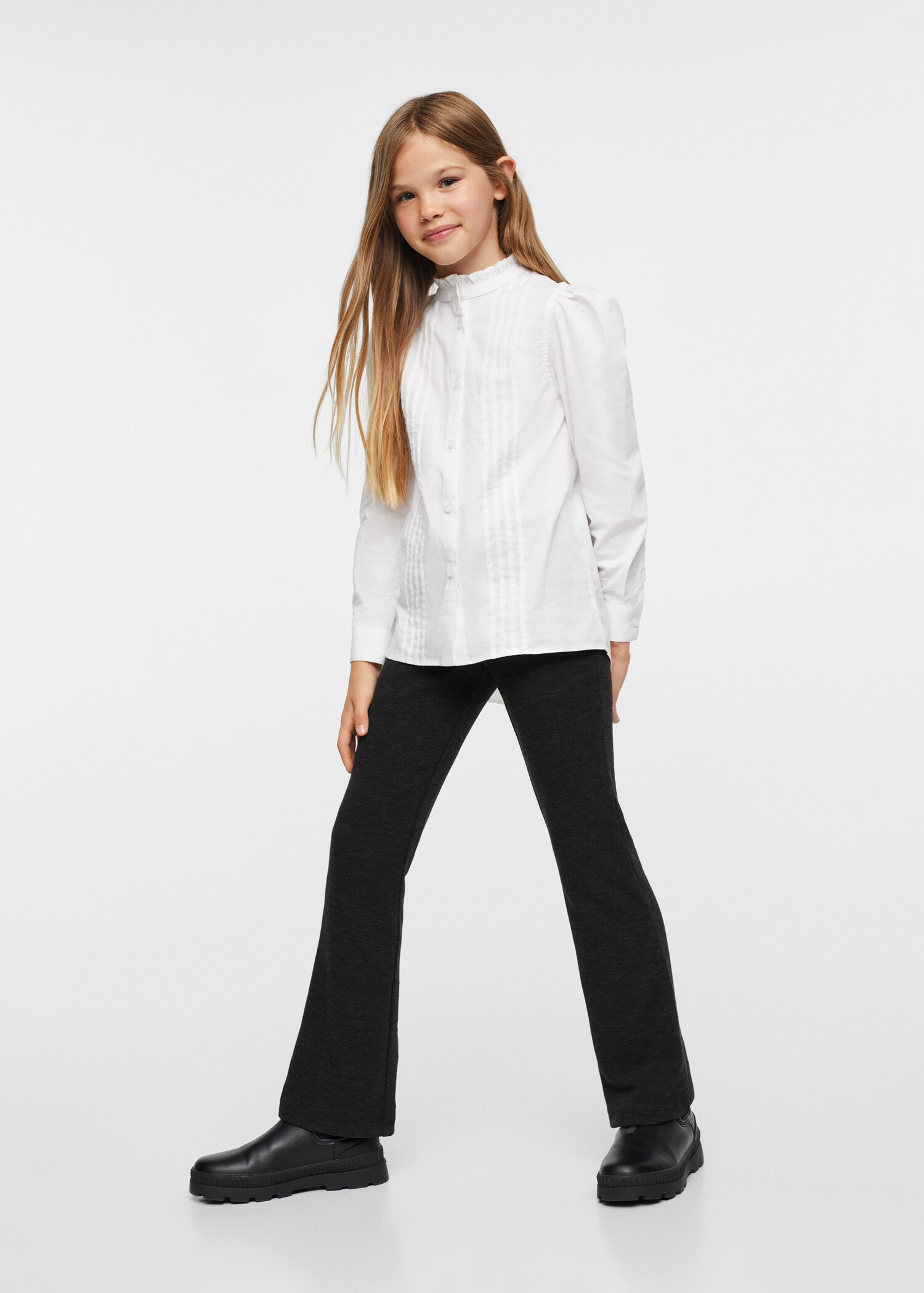 Pleated shirt - General plane
