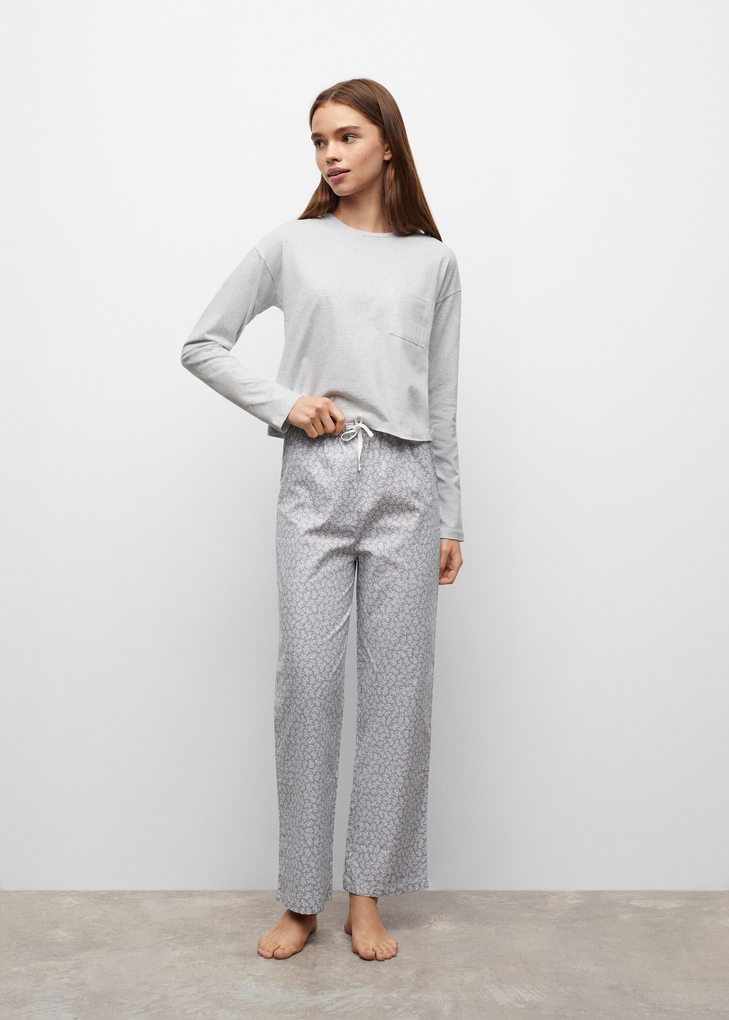 Gemusterter Baumwoll-Pyjama - Allgemeine Ansicht