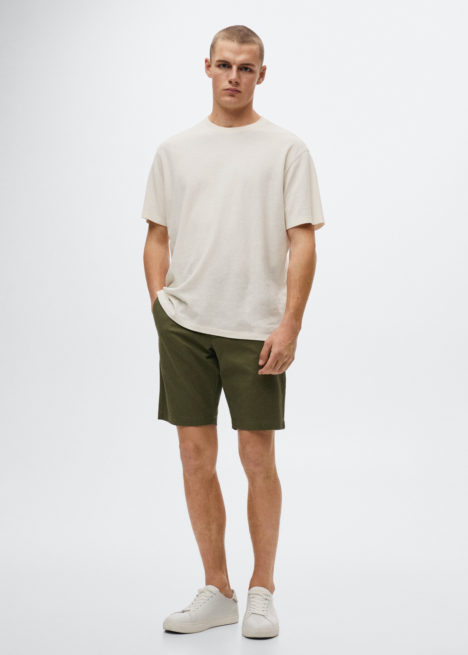 Slim-fit chino cotton bermuda shorts - General plane