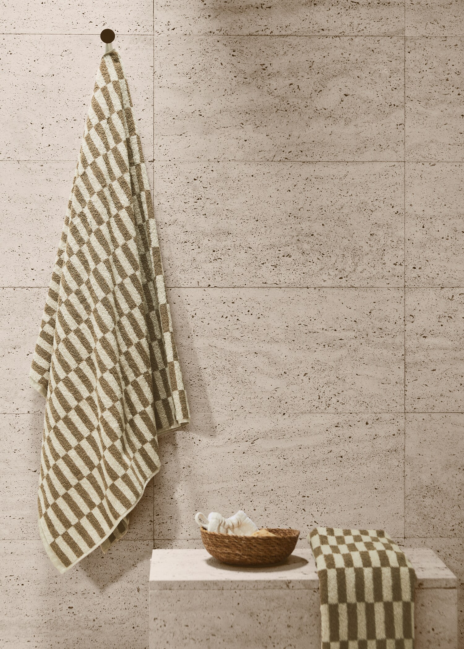 Toalla 100% algodón diseño cuadros 90x150cm - Plano general