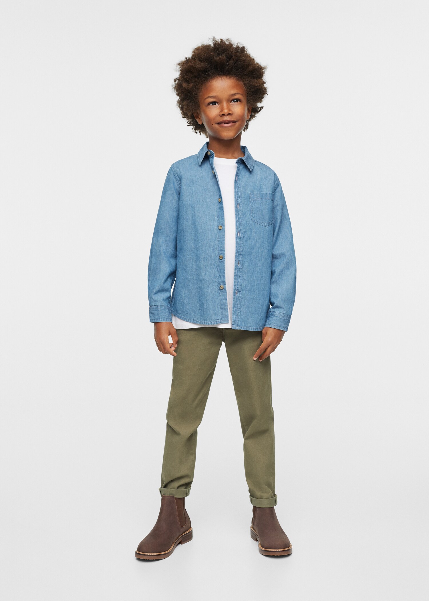 Camisa regular fit denim bolsillos - Plano general