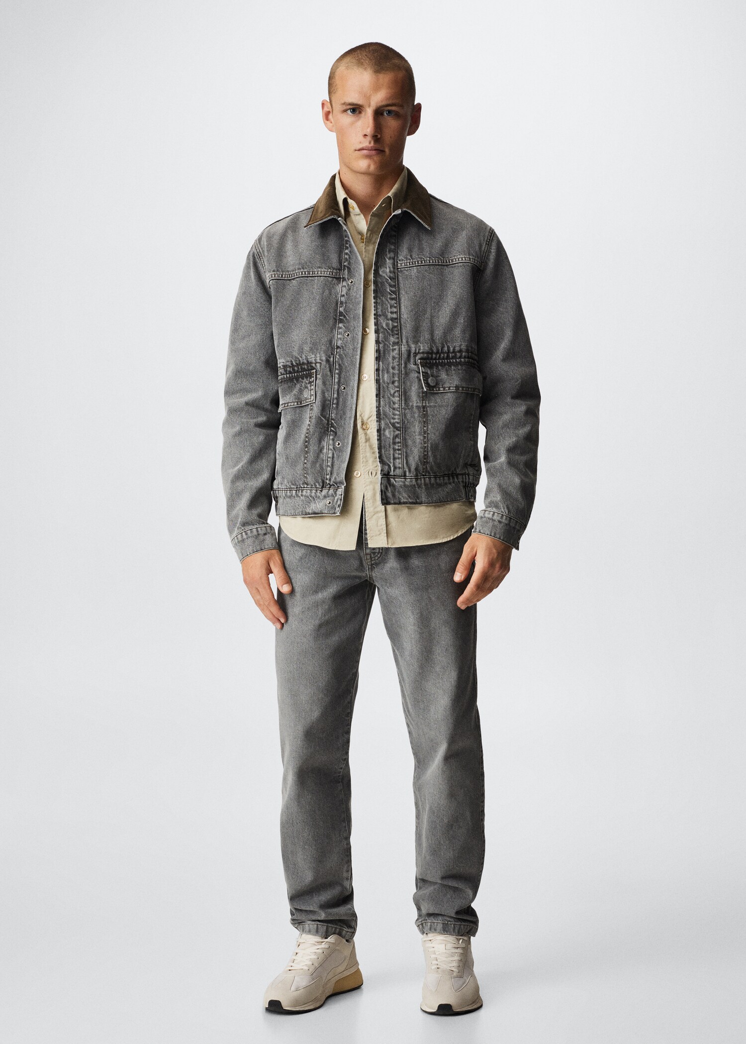 Denim jacket with corduroy collar  - General plane
