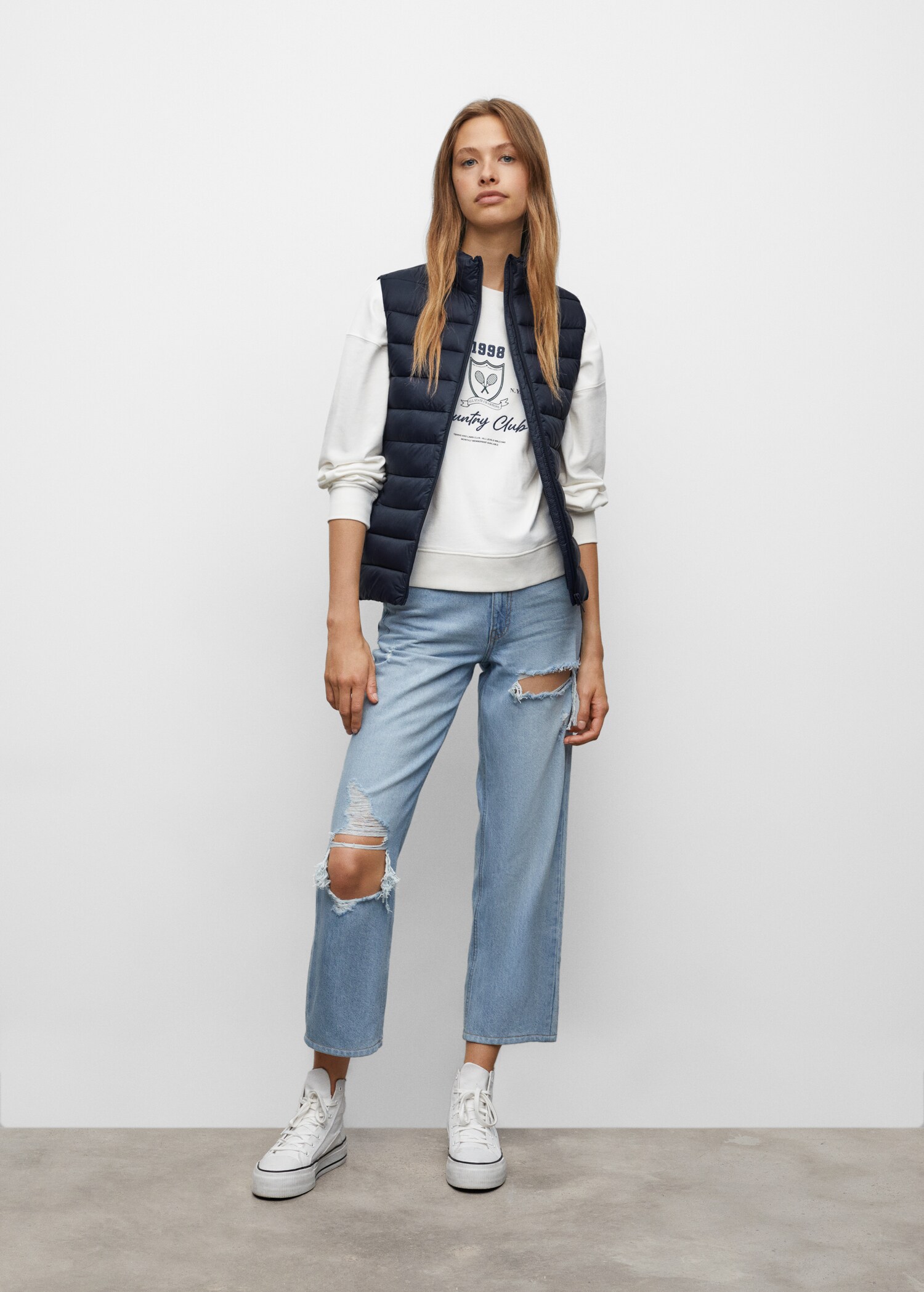 Lightweight quilted gilet - General plane