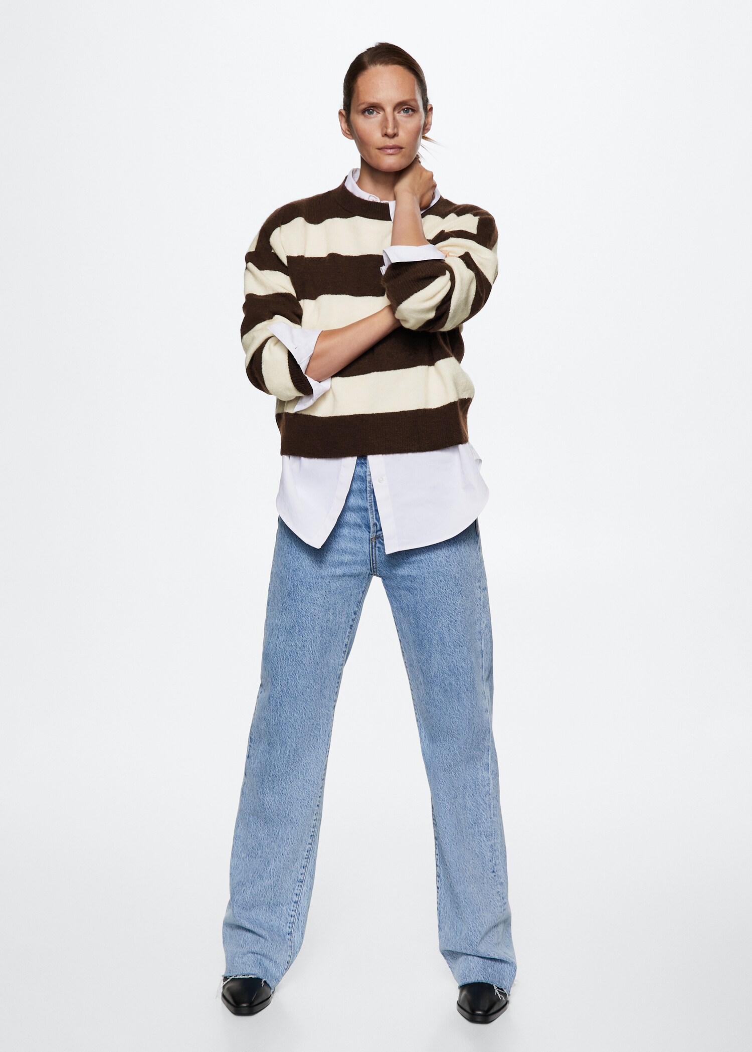 Round-neck striped sweater - General plane