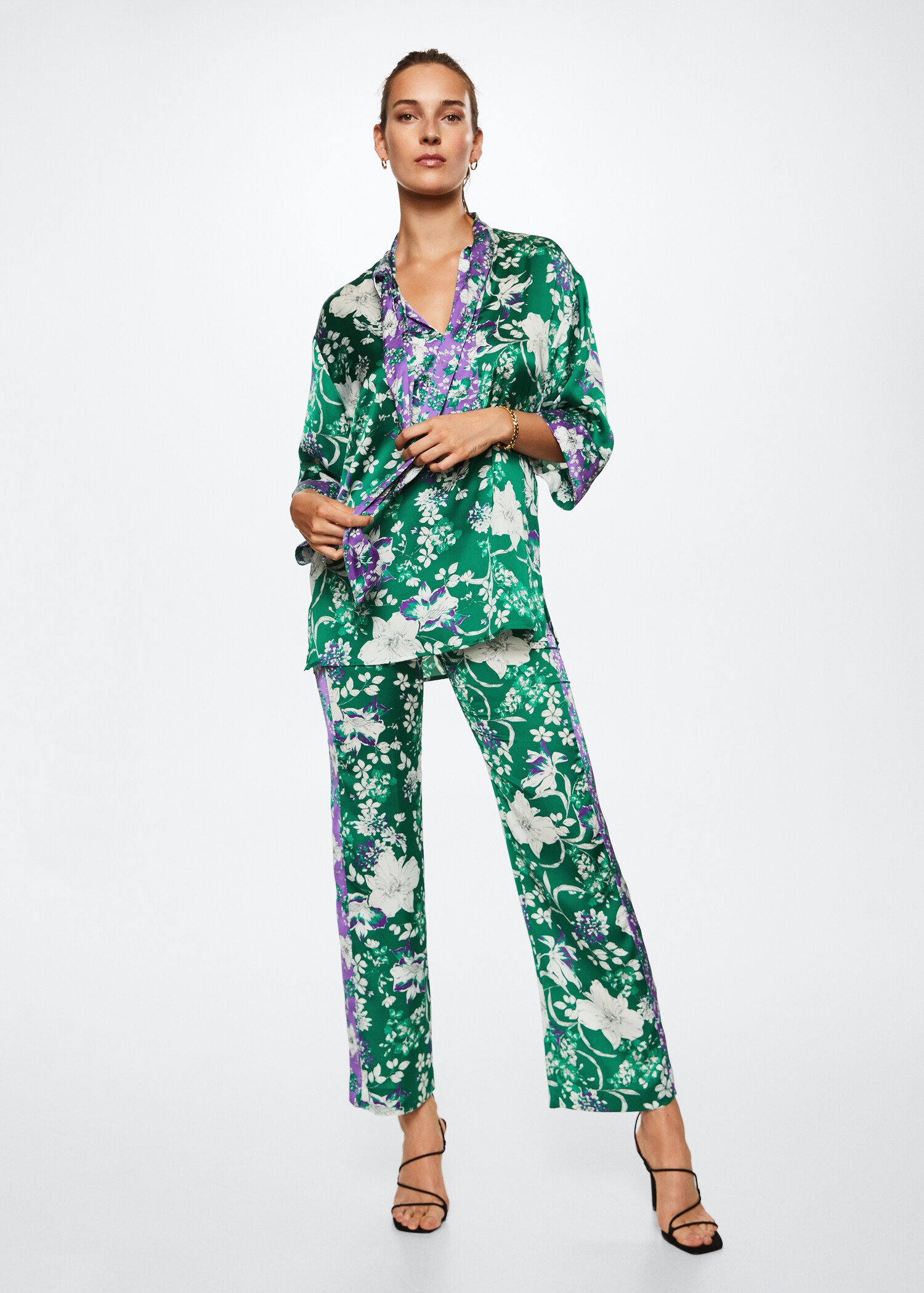 Blouse à fleurs - Plan général