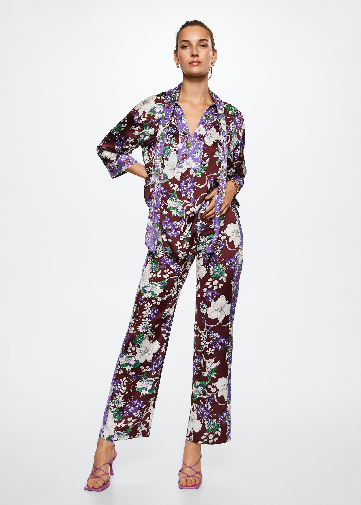Blouse à fleurs - Plan général