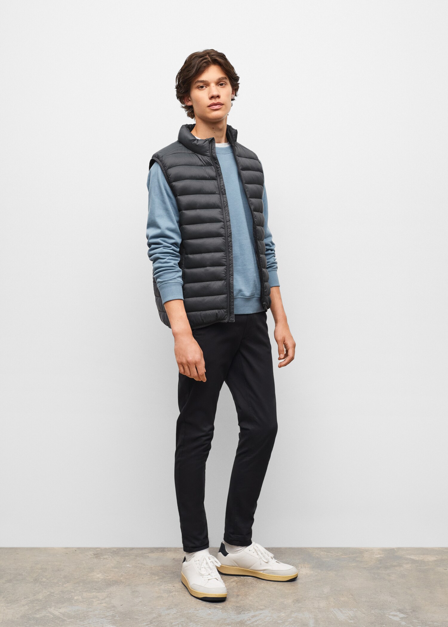 Quilted gilet - General plane
