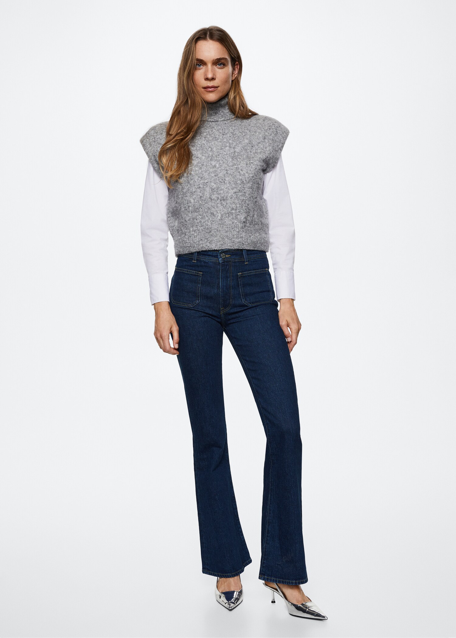Flared jeans with pocket - General plane