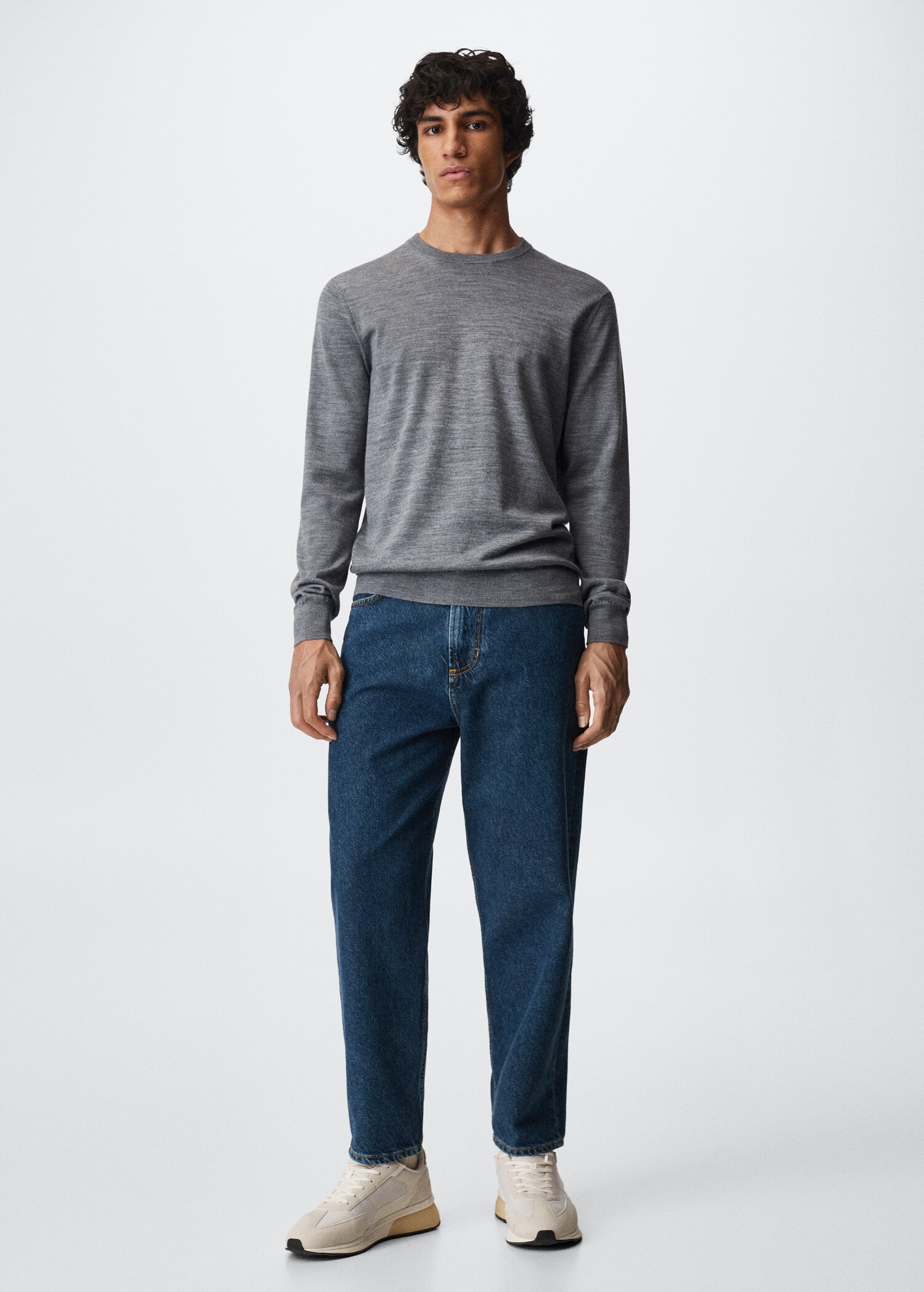 Tapered loose cropped jeans - General plane