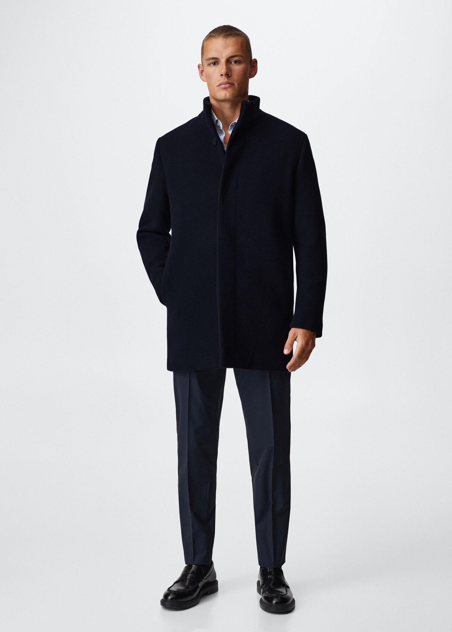 Wool funnel neck coat - General plane