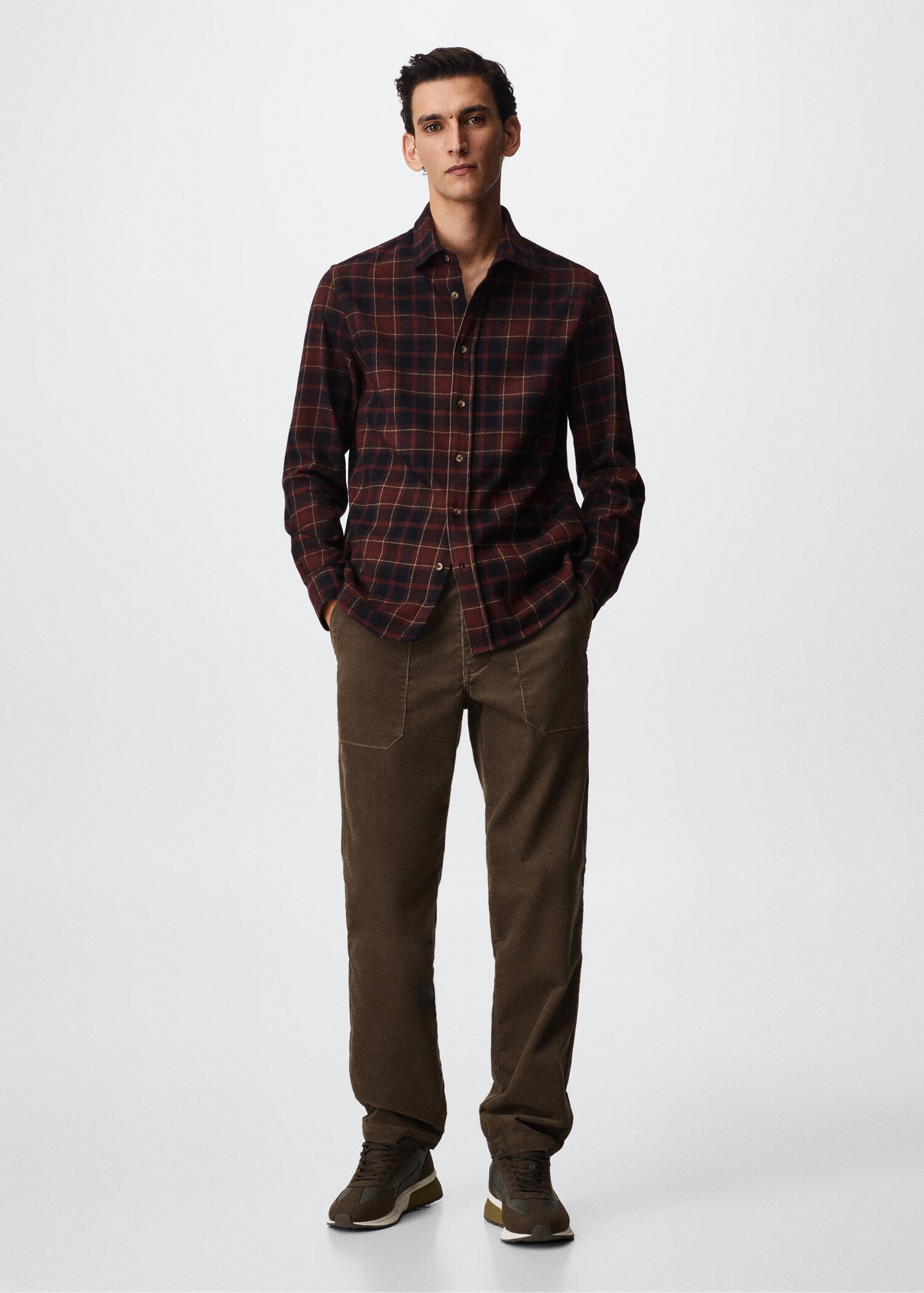 Camisa regular fit franela cuadros - Plano general