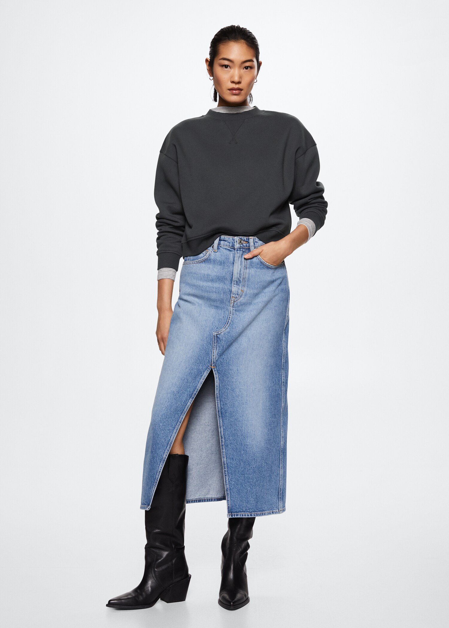 Ribbed endings sweatshirt - General plane