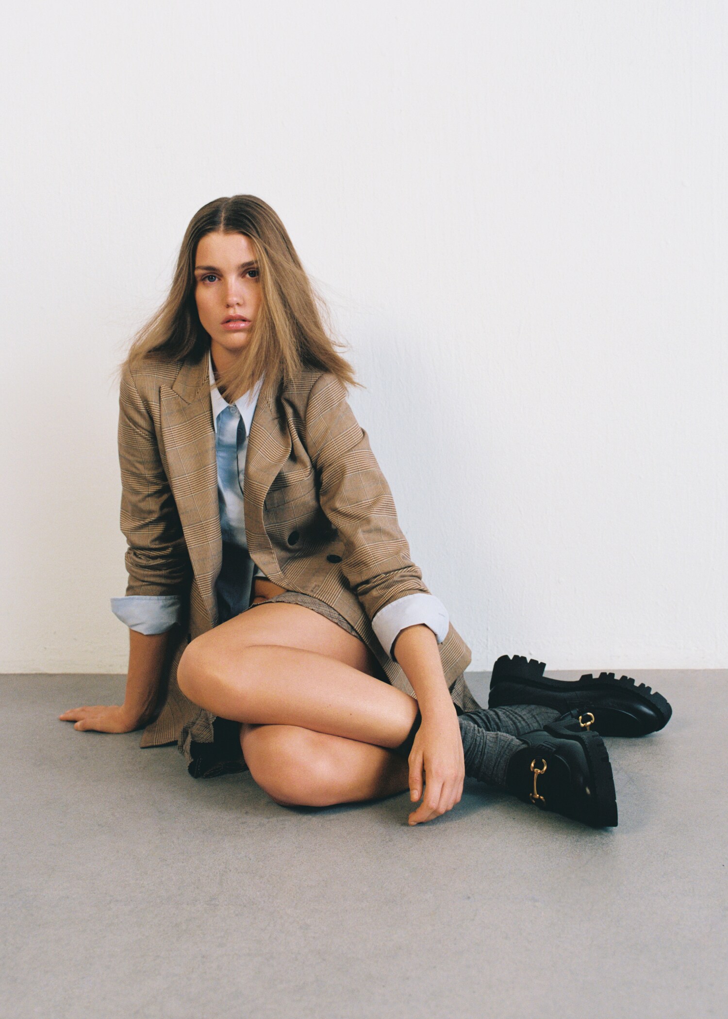 Leather moccasin with track sole - General plane