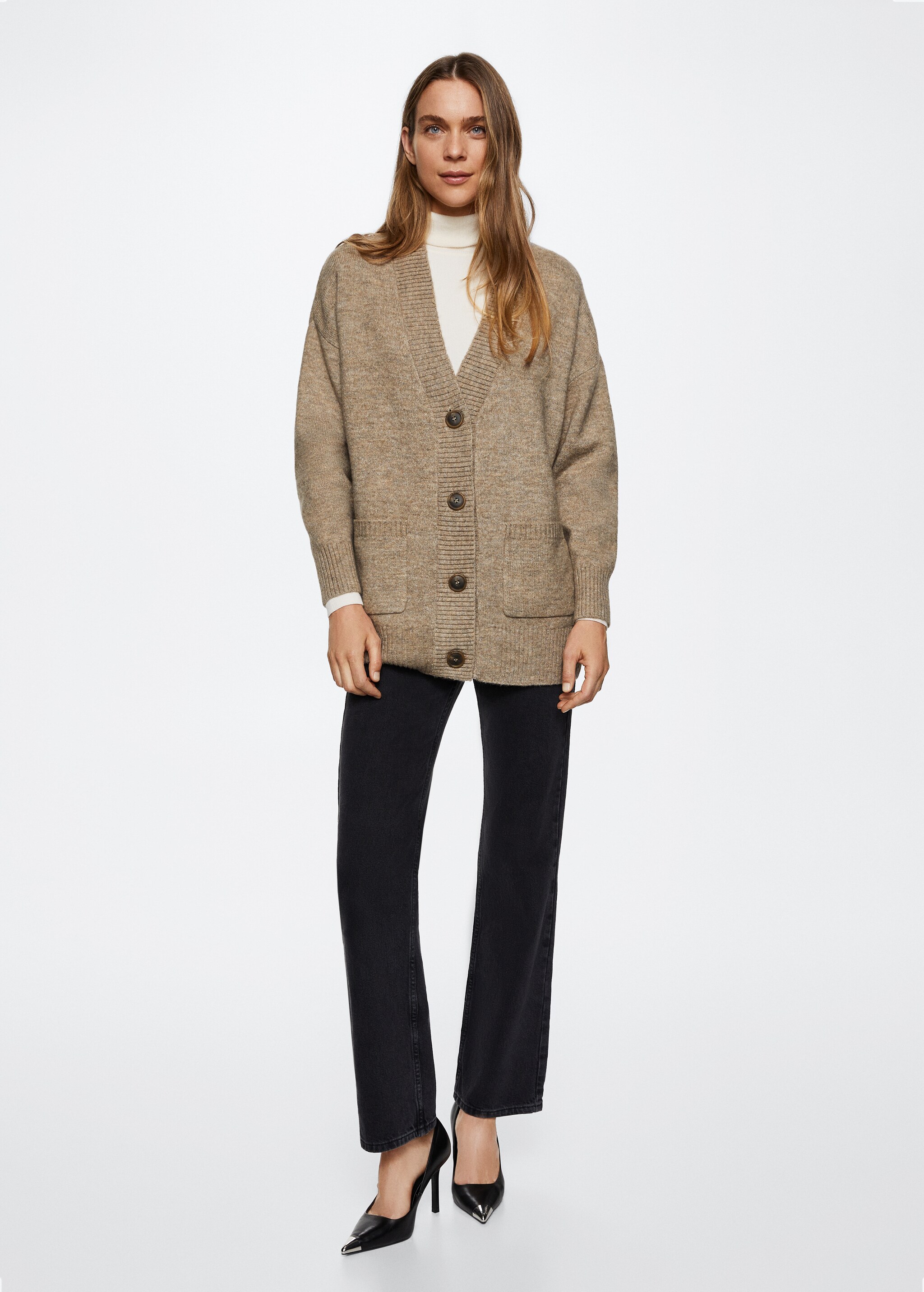 Oversized cardigan with buttons - General plane