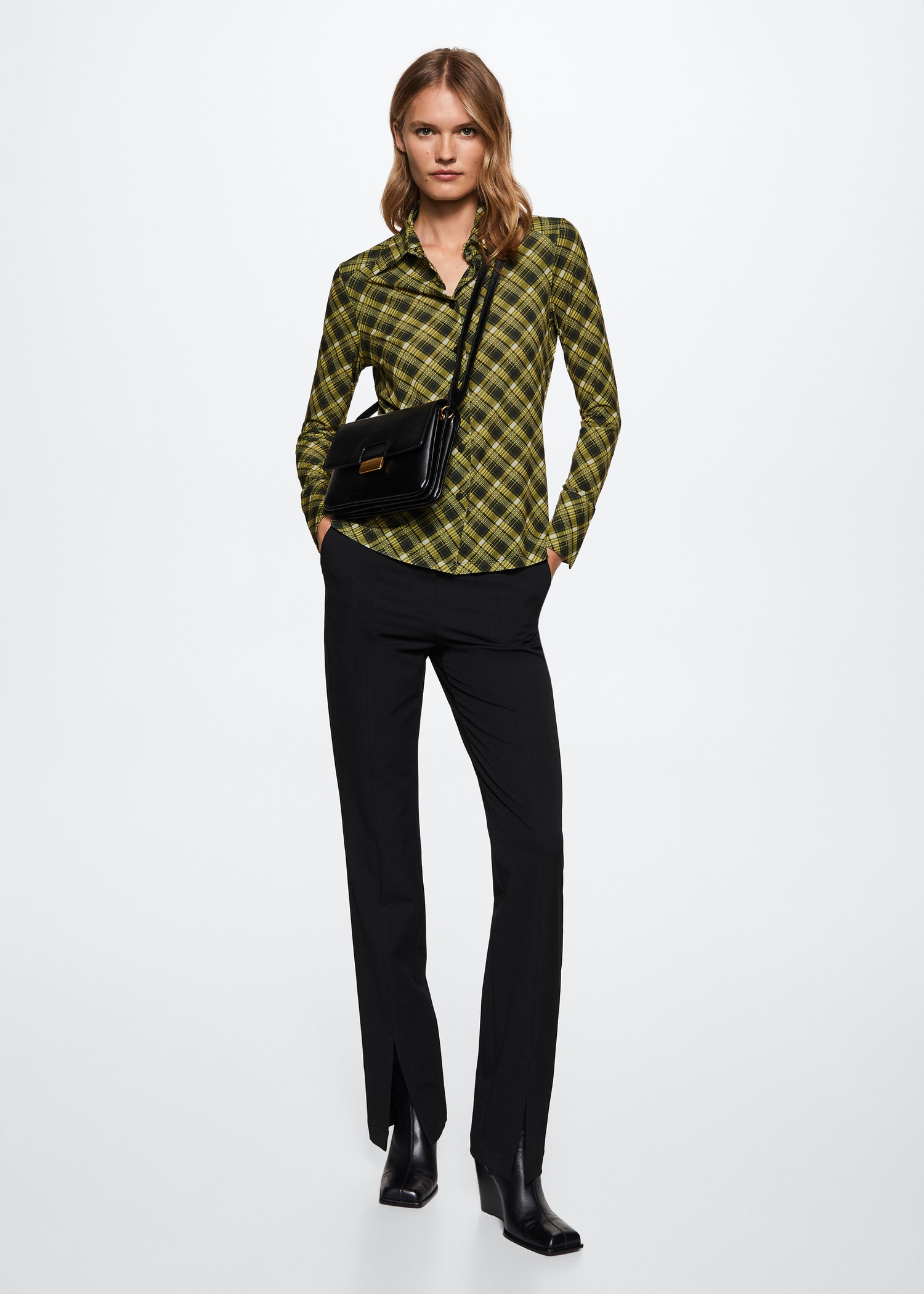 Soepelvallende geruite blouse MANGO Suriname - Main Image