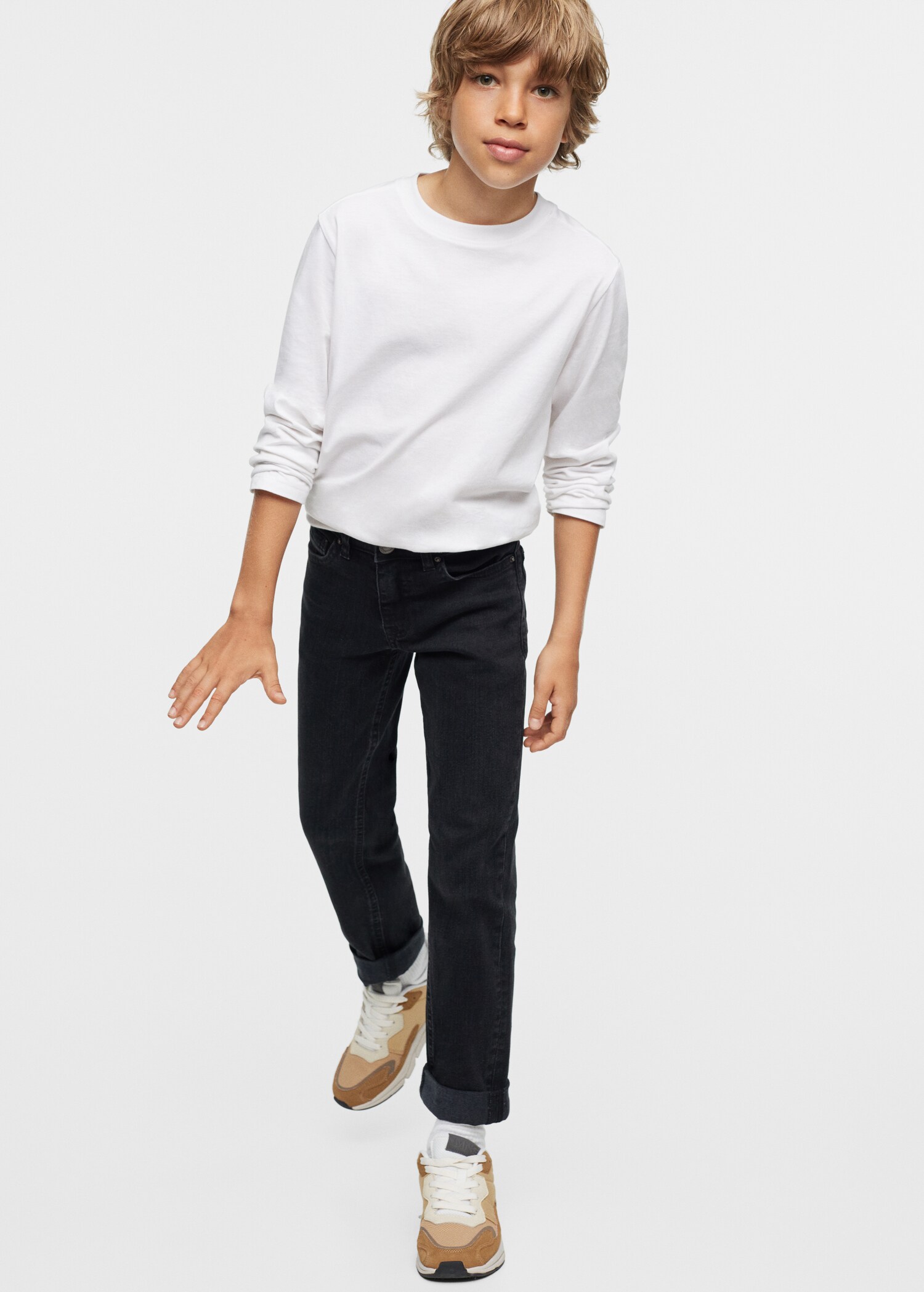 Jeans regular de base com dobra - Plano geral
