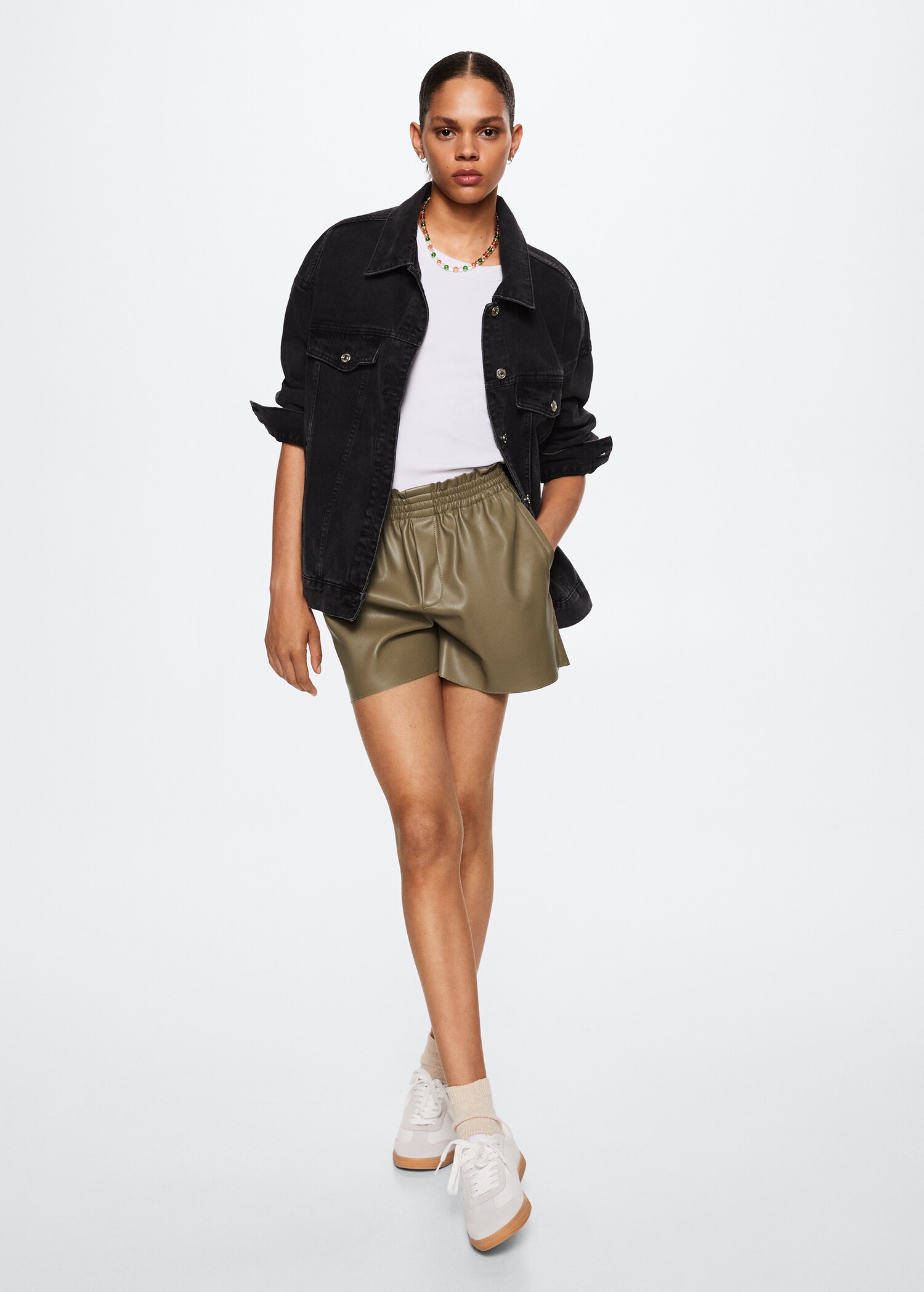 Faux leather shorts - General plane