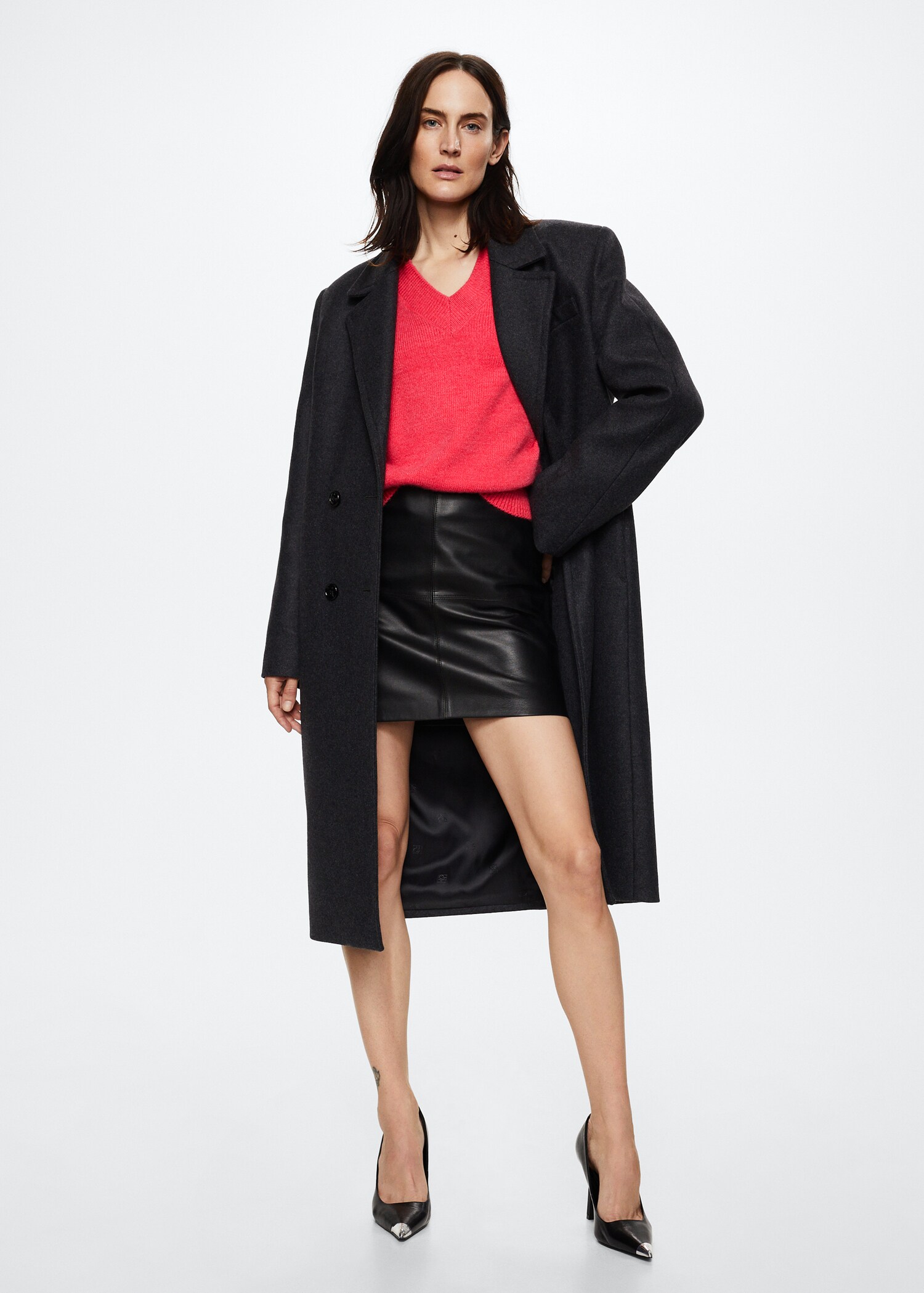 V-neck knit sweater - General plane