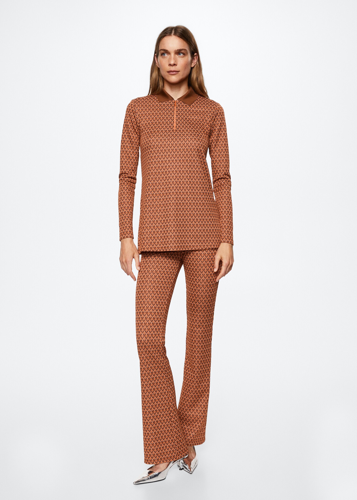 Pantalón flare estampado - Plano general