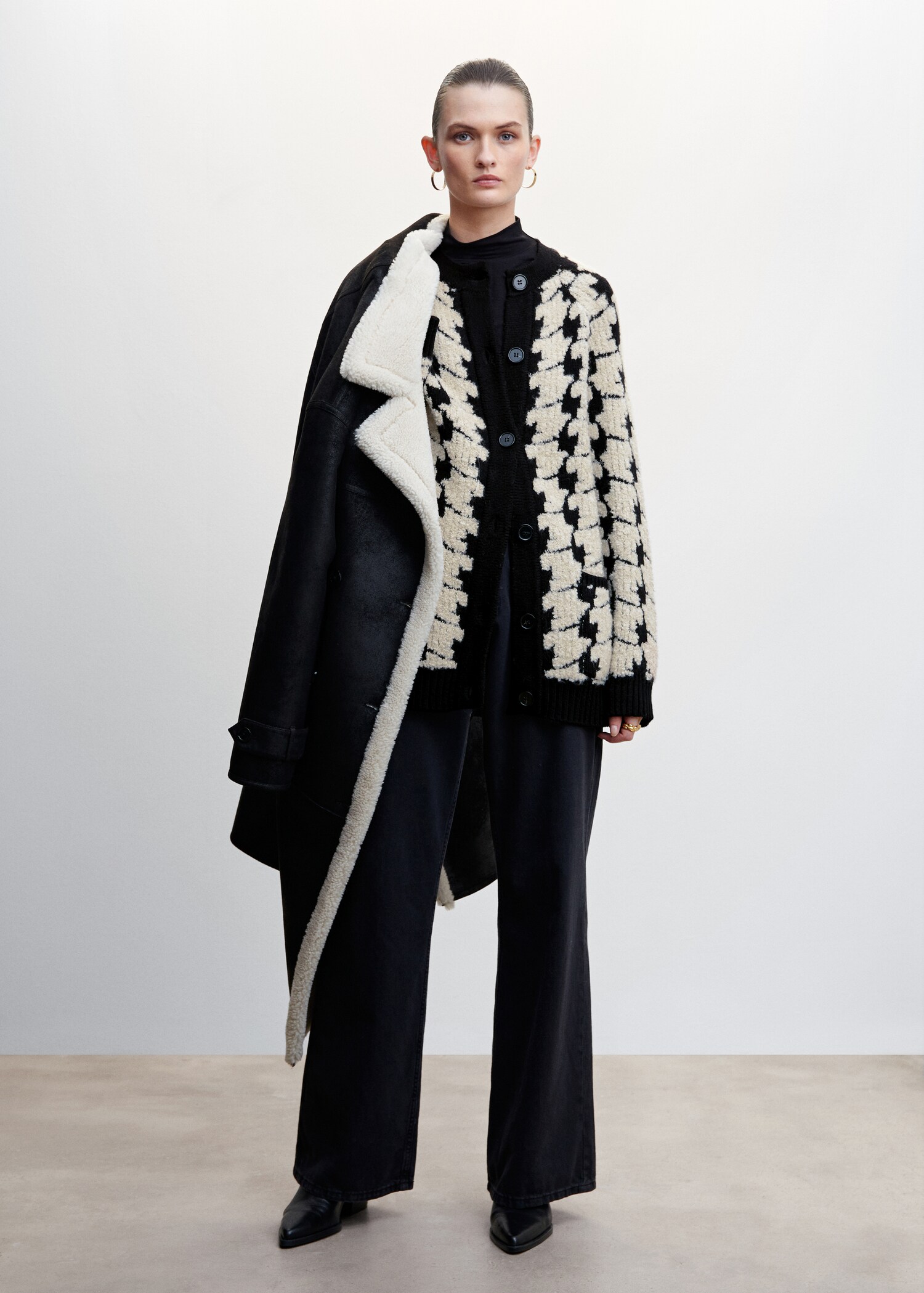 Houndstooth cardigan - General plane