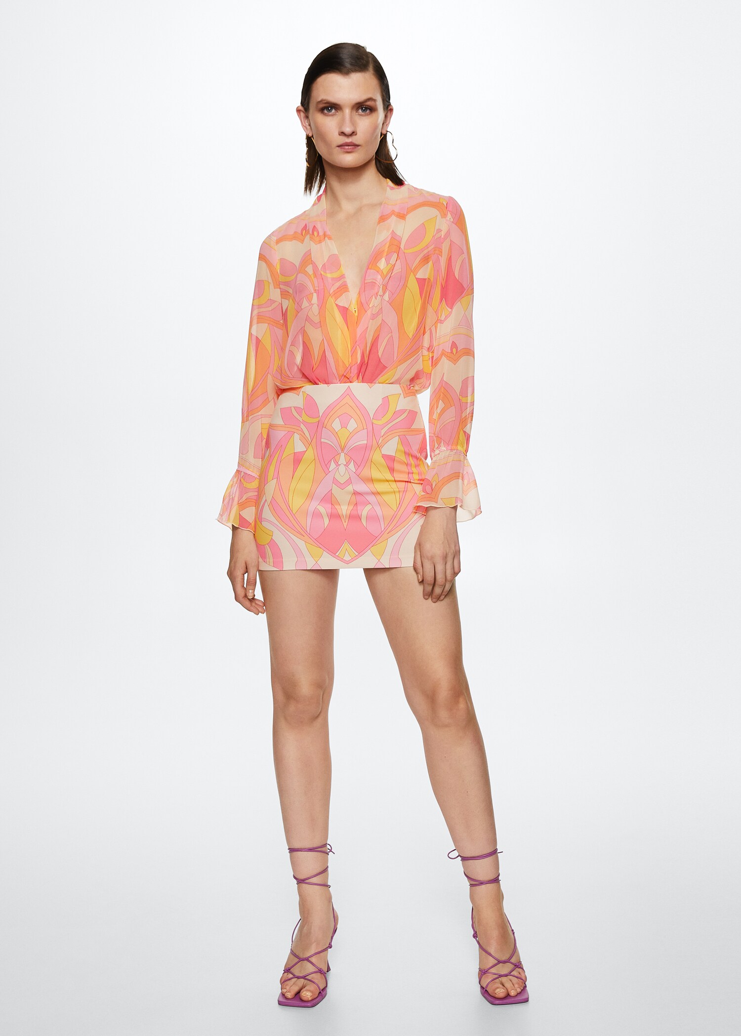 Soepelvallende blouse met print - Overzichtstekening