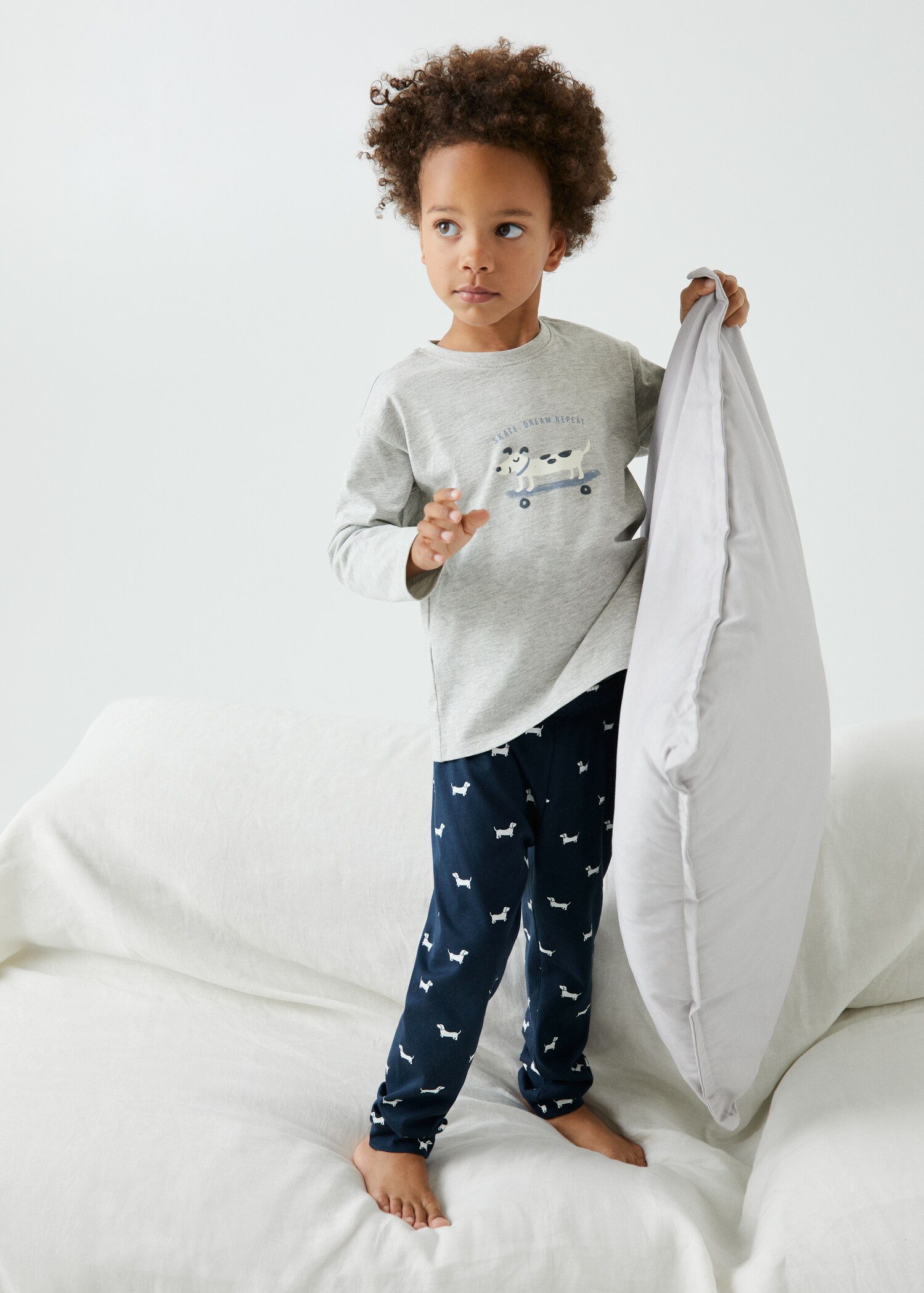 Pijama largo estampado - Plano general
