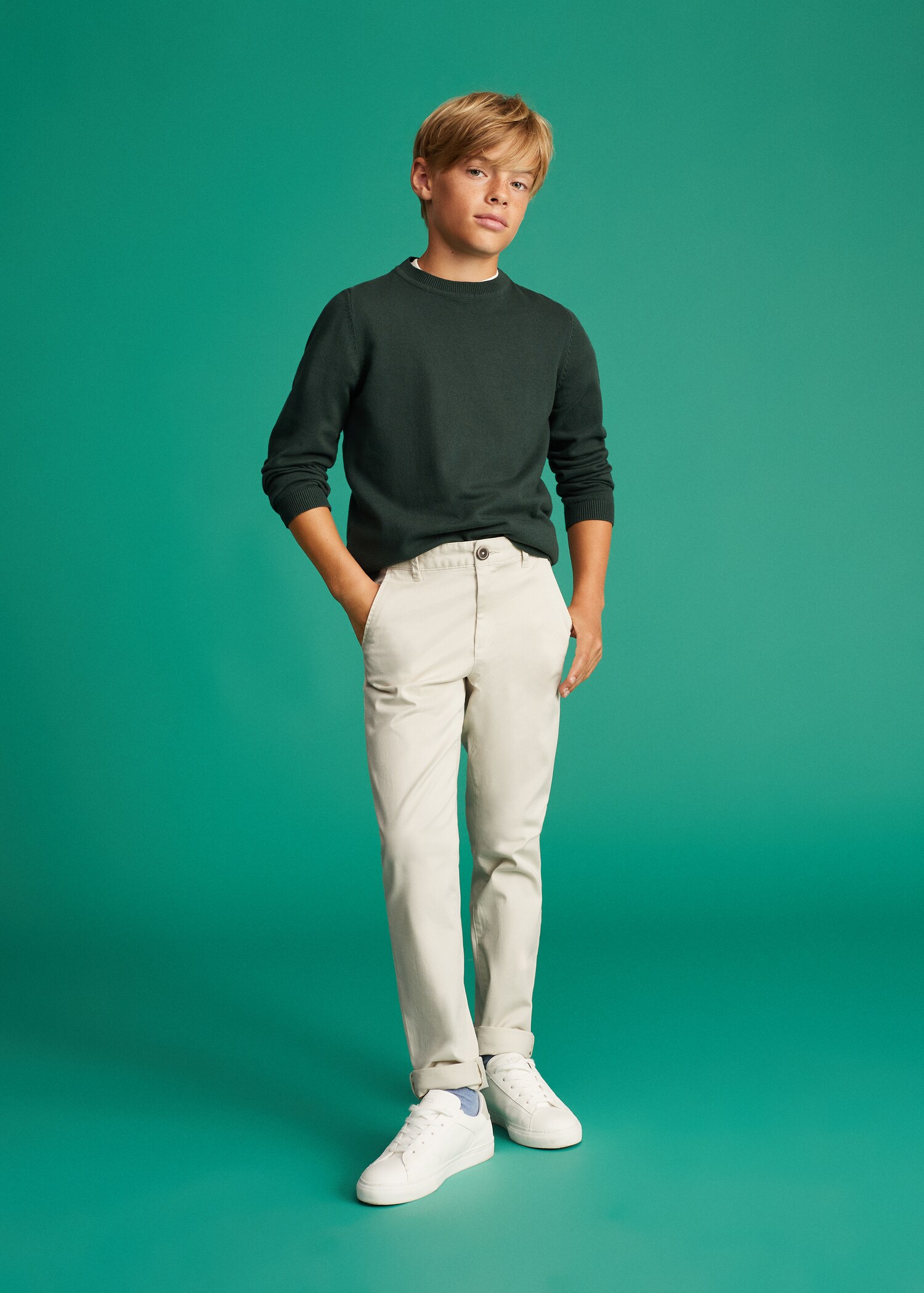 Cotton chinos - General plane