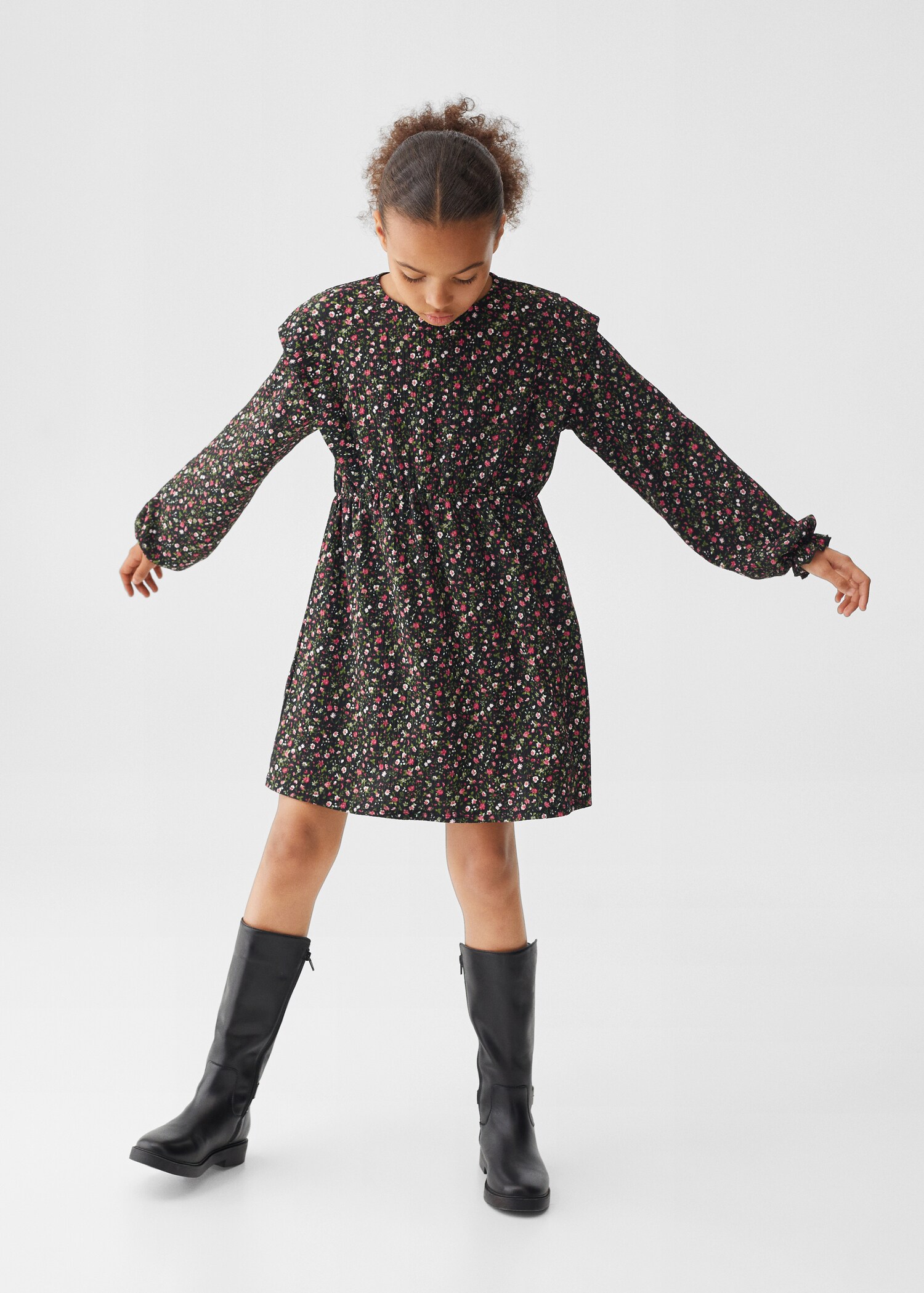 Rochie cu imprimeu floral - Plan general